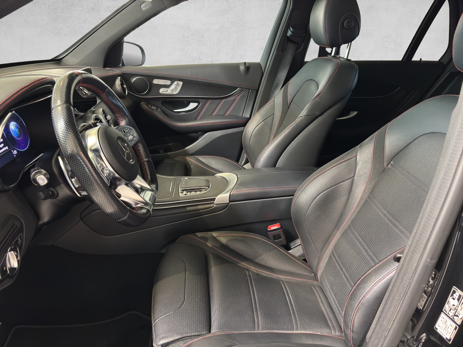 MERCEDES-BENZ GLC 43 AMG 4Matic 9G-Tronic-image-5