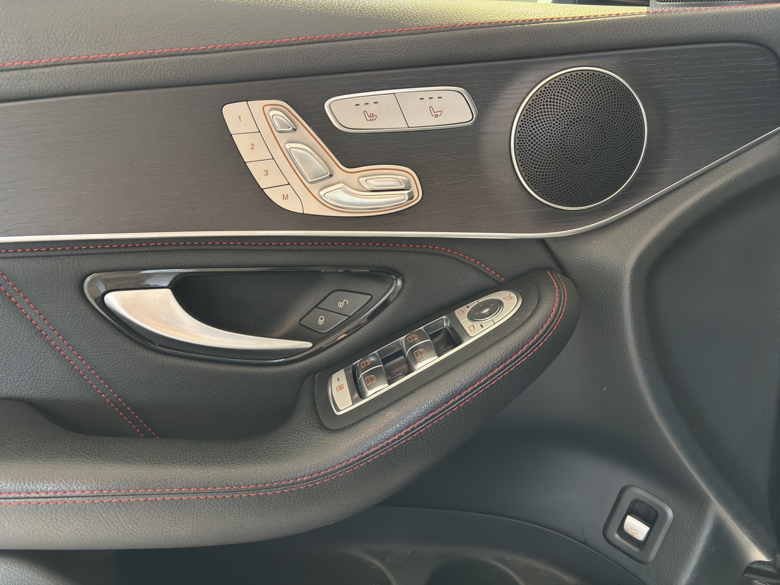 MERCEDES-BENZ GLC 43 AMG 4Matic 9G-Tronic-image-7