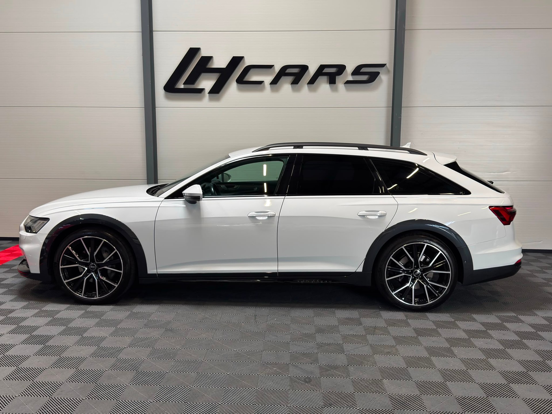 AUDI A6 Allroad 3.0 50 TDI quattro T-Tronic-image-1