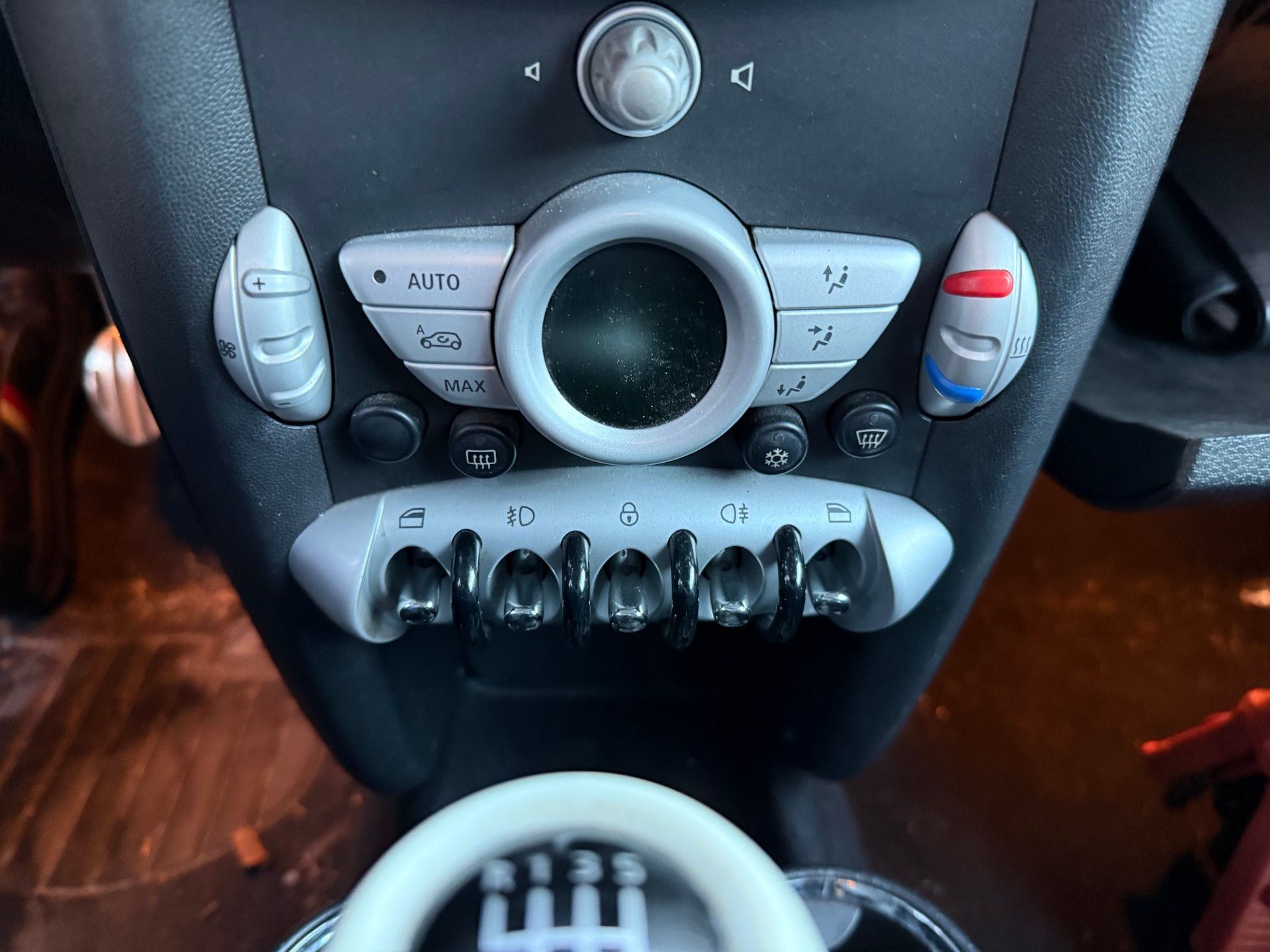 MINI S-image-24