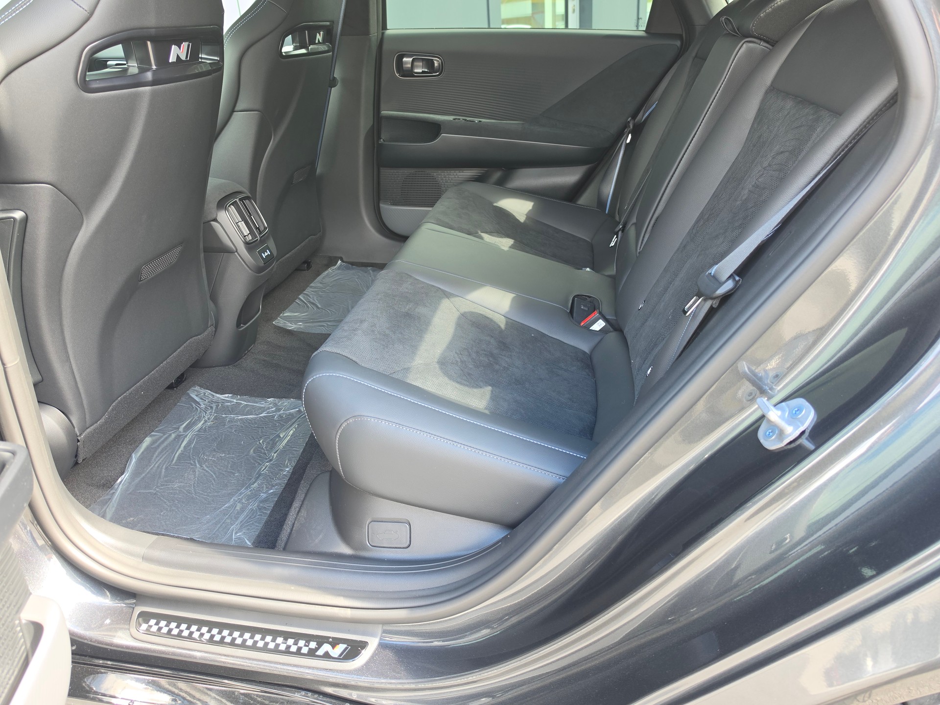 HYUNDAI Ioniq 6 84kWh N 4WD-image-13