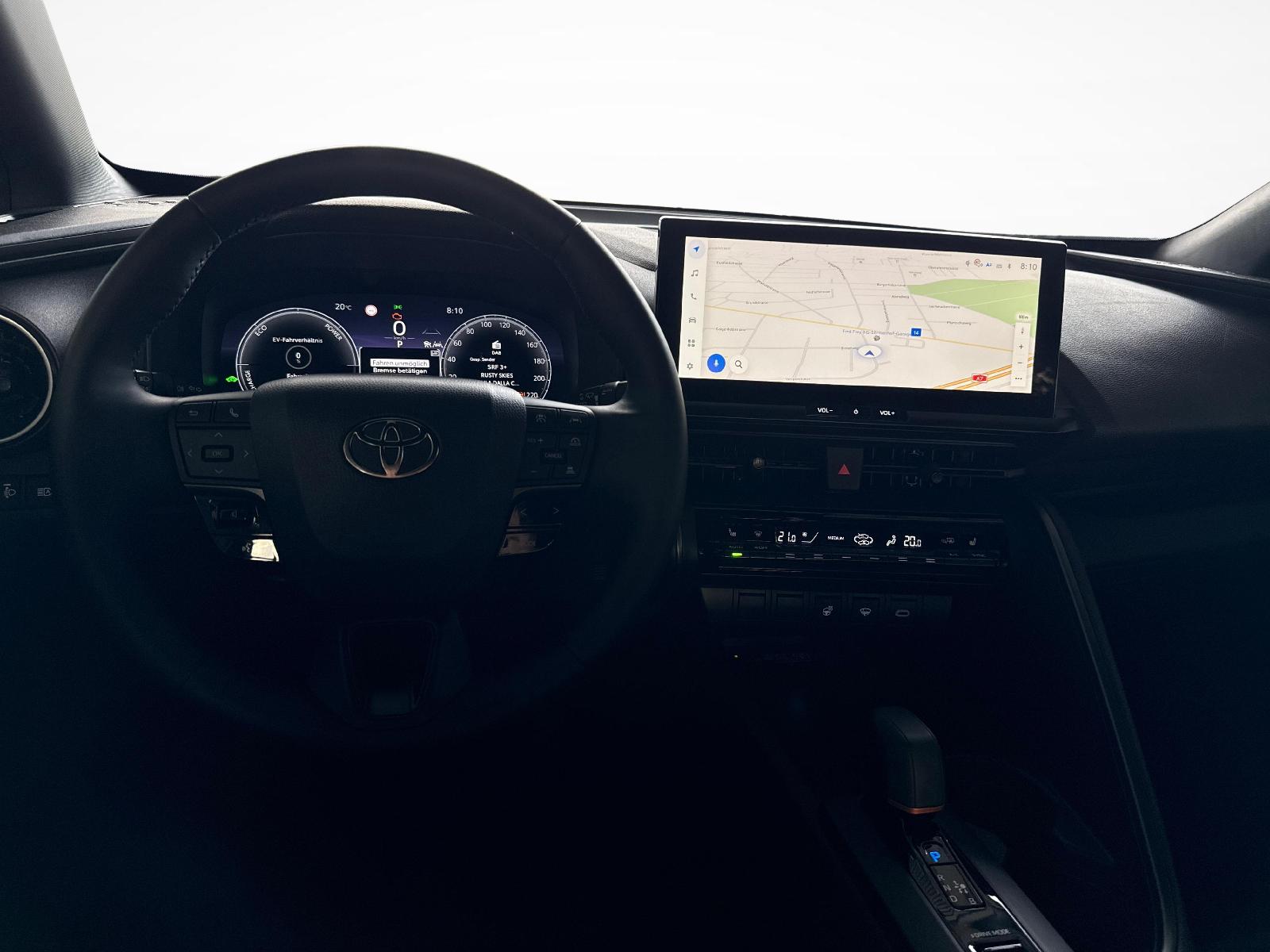 TOYOTA C-HR 2.0 PHEV Swiss Edition-image-8