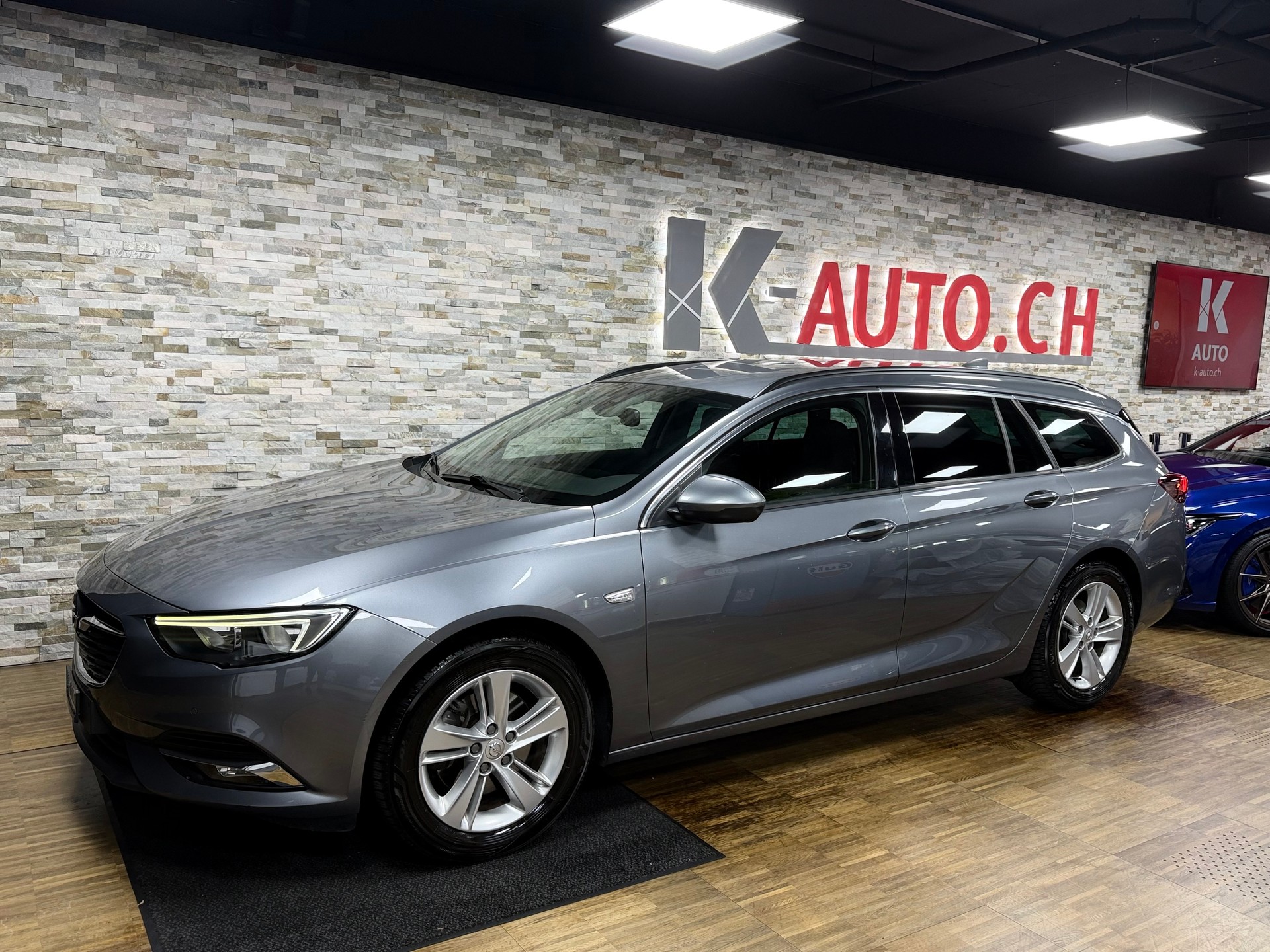 OPEL Insignia 1.5 T Sports Tourer Edition-image-0
