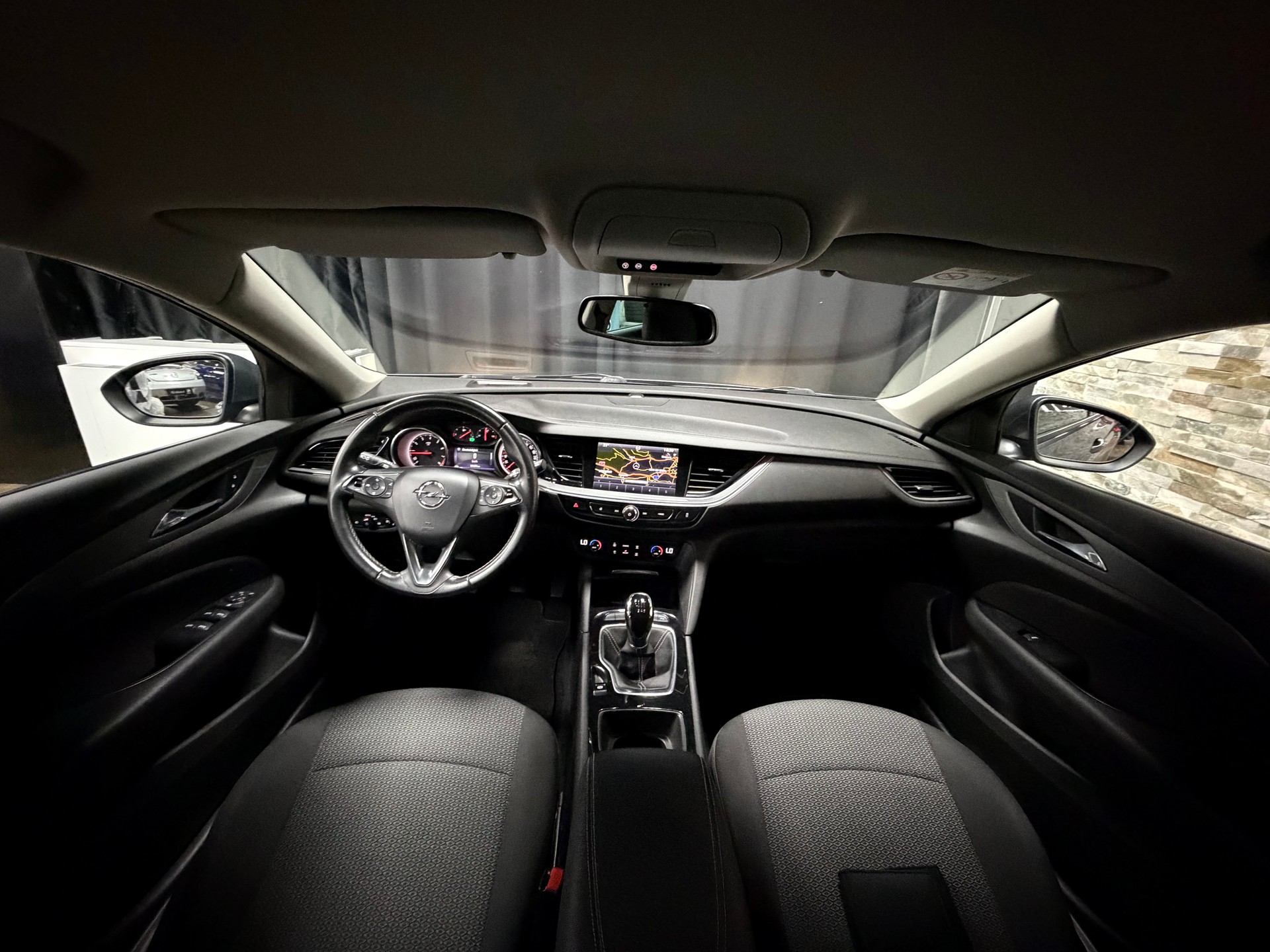 OPEL Insignia 1.5 T Sports Tourer Edition-image-21