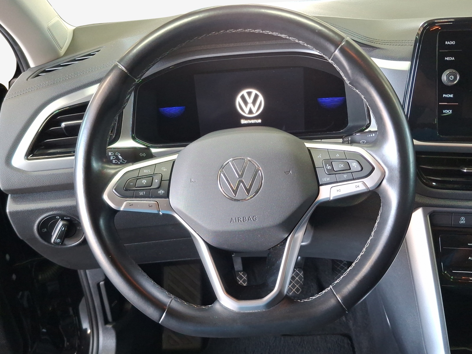 VW T-Roc 1.5 TSI EVO Life-image-9