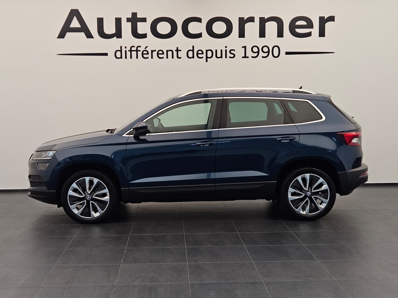 SKODA Karoq 1.5 TSI Style DSG-showroom-element-1