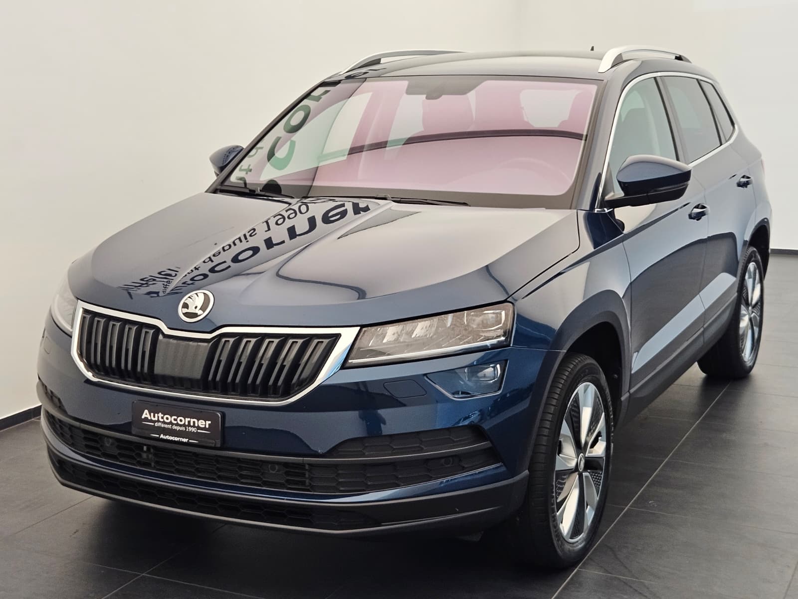 SKODA Karoq 1.5 TSI Style DSG-showroom-element-2