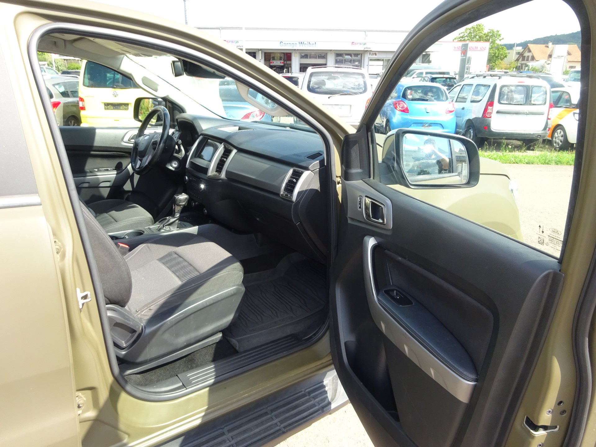 FORD Ranger XLT 2.0 Eco Blue 4x4 A-image-3