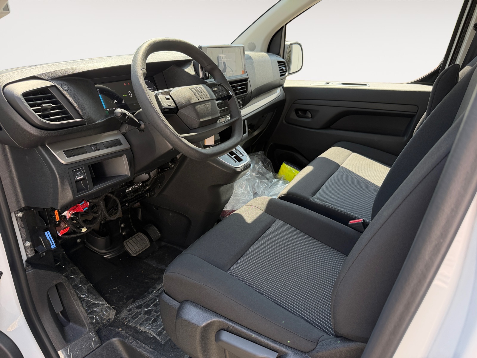 FIAT E-Scudo 75kWh L2-image-6