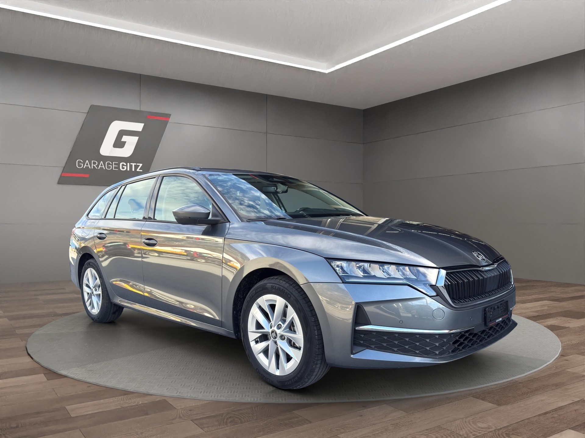 SKODA Octavia Combi 2.0 TSI DSG Selection 4x4