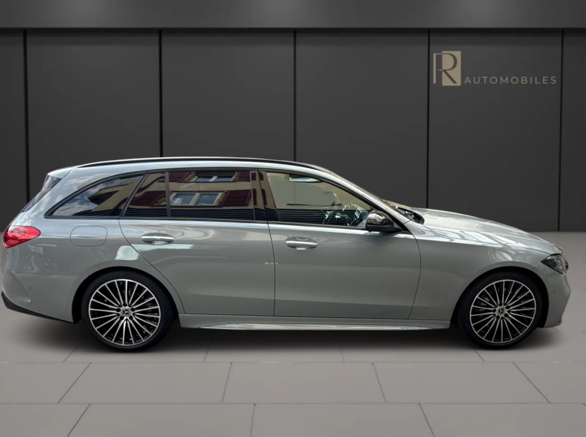MERCEDES-BENZ C 300 T-image-1