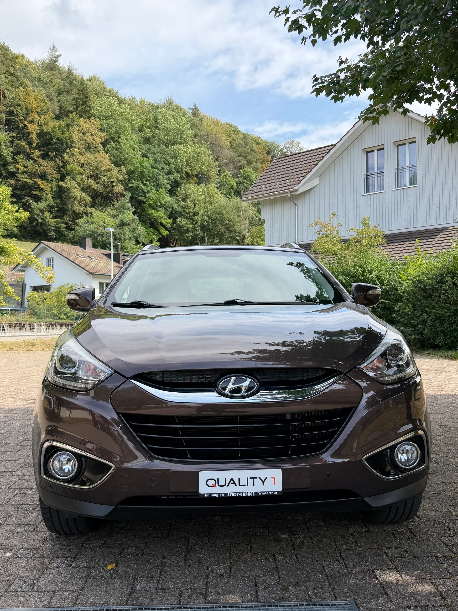 HYUNDAI iX 35 2.0 CRDi Premium 2WD-image-2