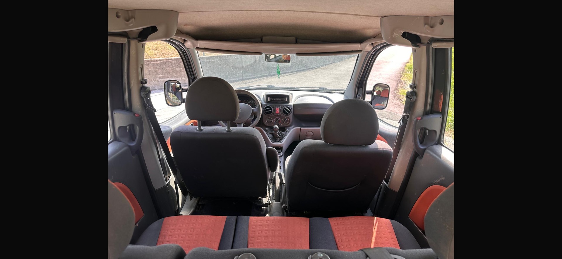 FIAT Doblò 1.3 JTD Family-image-4