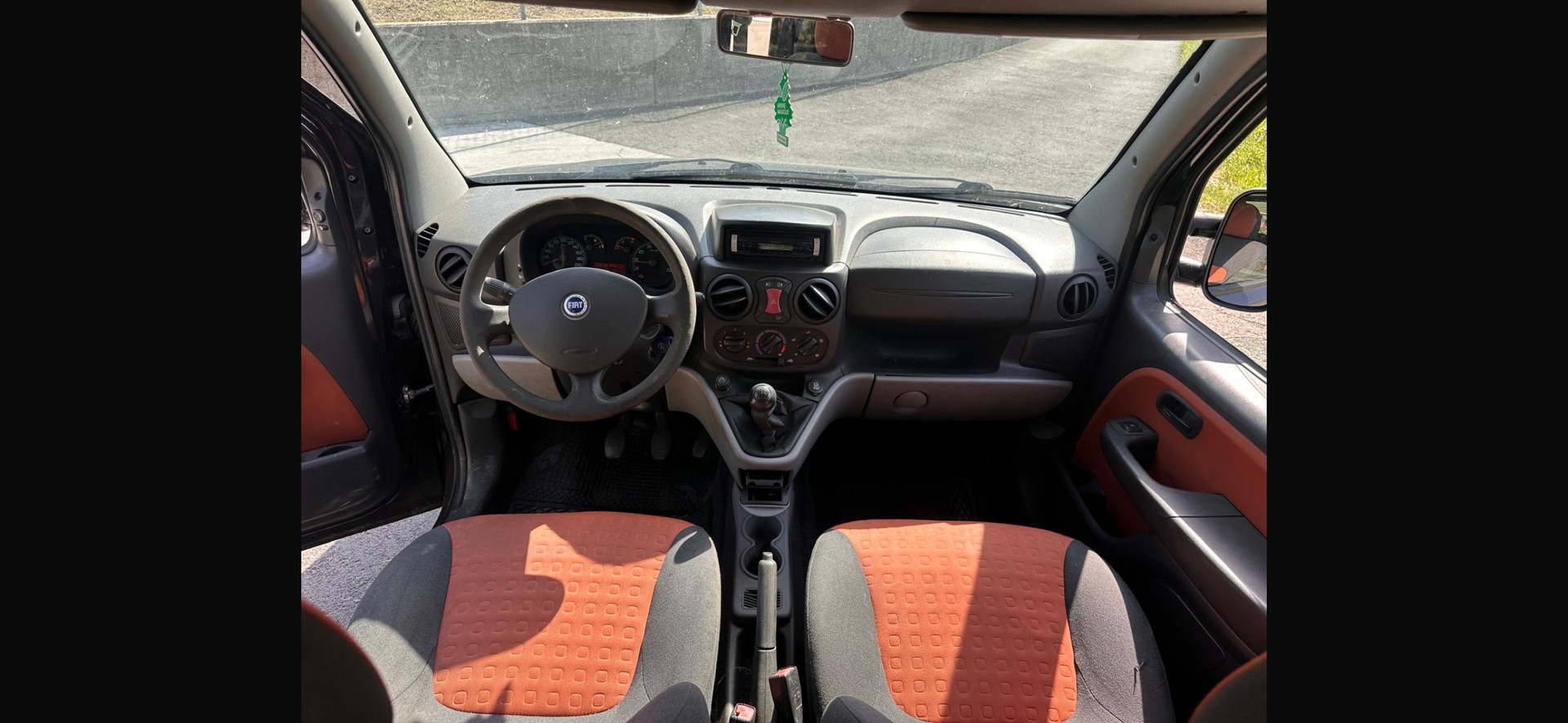 FIAT Doblò 1.3 JTD Family-image-7