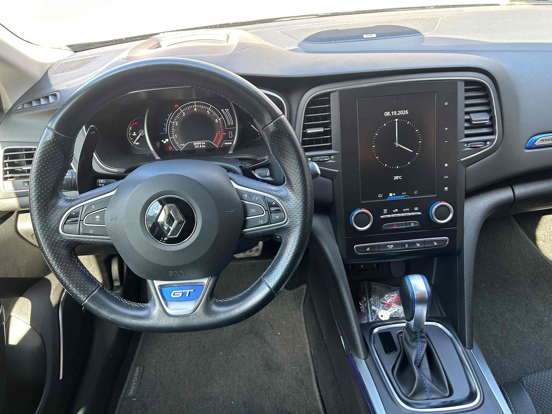 RENAULT Mégane Grandtour 1.6 16V Turbo GT EDC-image-7