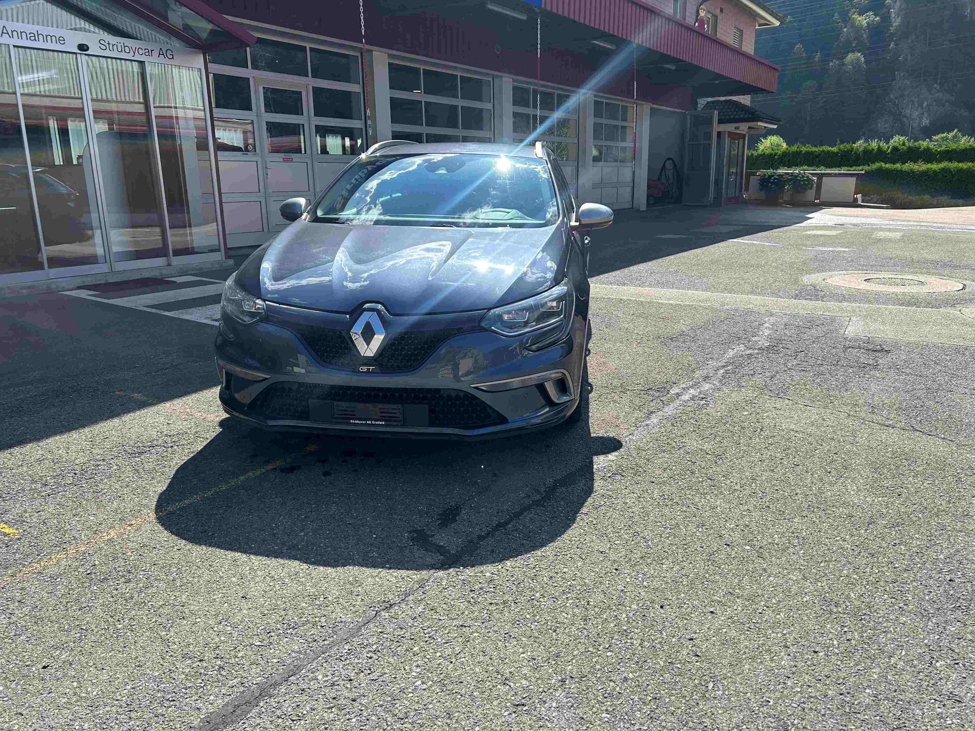 RENAULT Mégane Grandtour 1.6 16V Turbo GT EDC-image-0