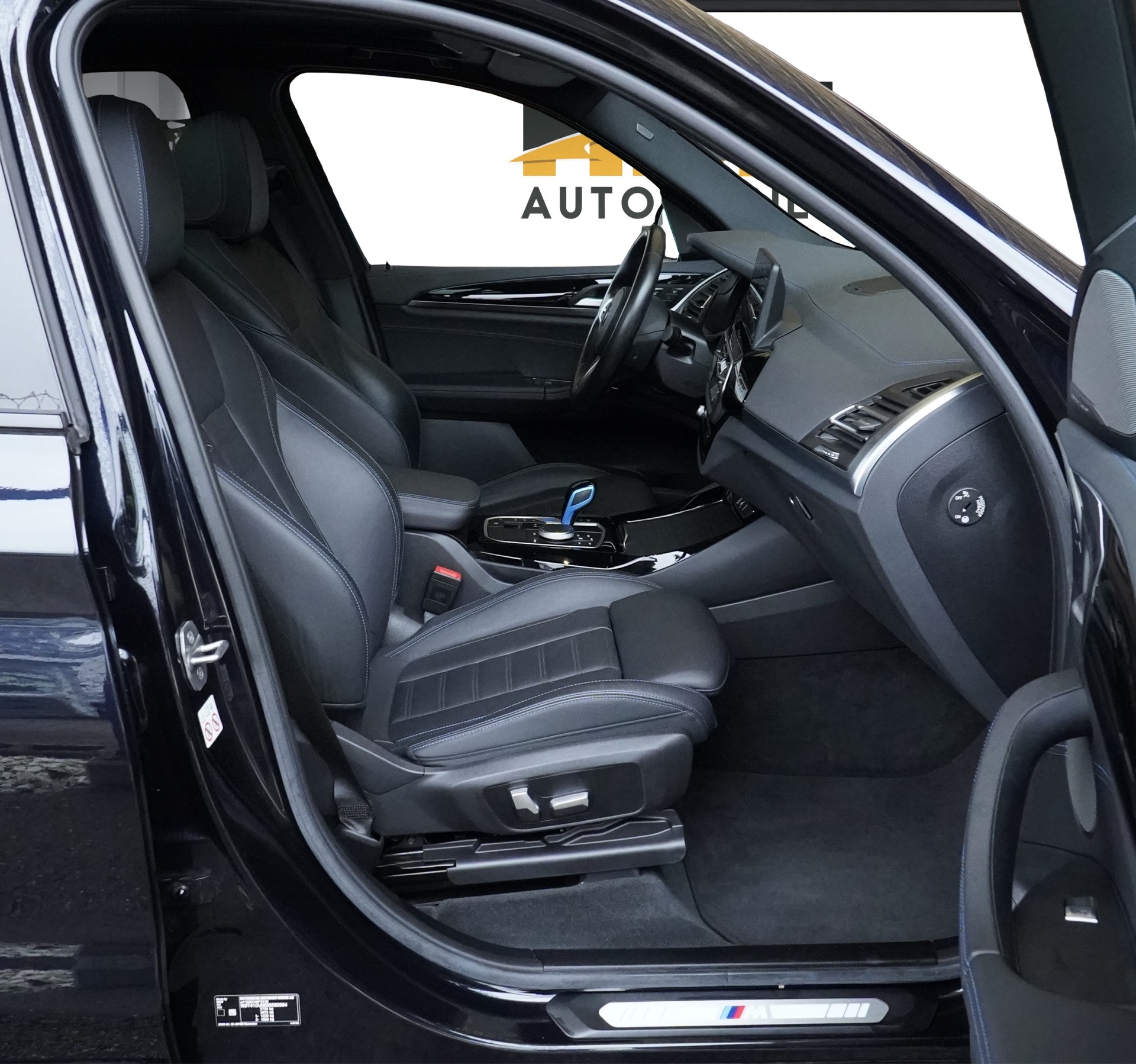BMW iX3 Inspiring M-Paket *CH Fahrzeug & AHK*-image-13