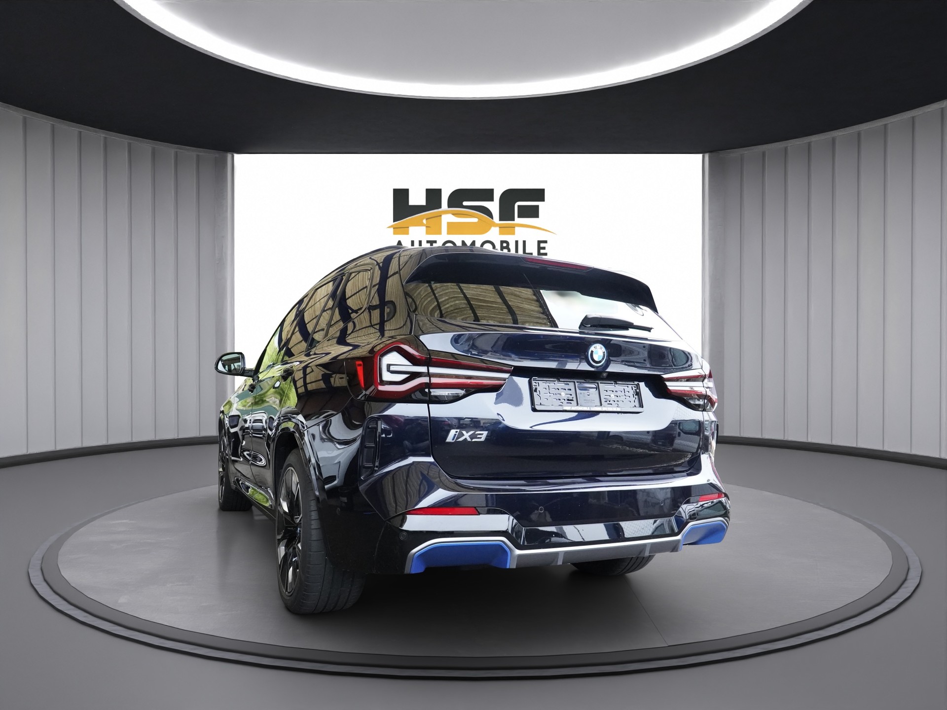 BMW iX3 Inspiring M-Paket *CH Fahrzeug & AHK*-image-4