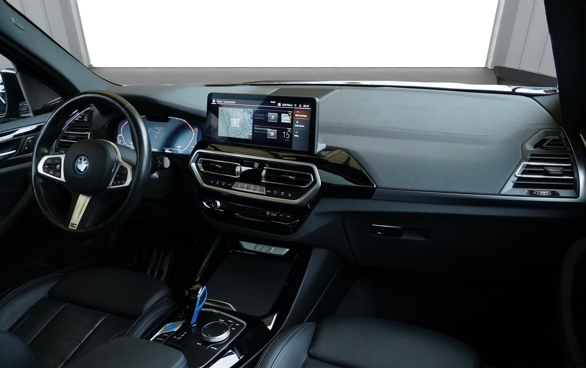 BMW iX3 Inspiring M-Paket *CH Fahrzeug & AHK*-image-14