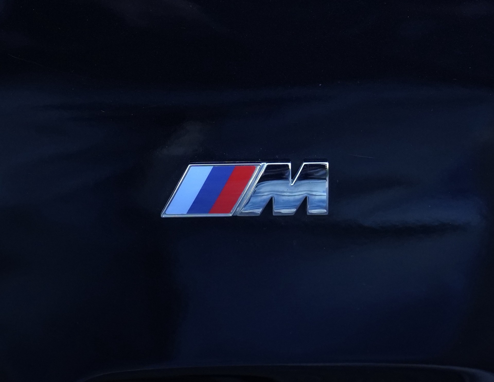 BMW iX3 Inspiring M-Paket *CH Fahrzeug & AHK*-image-8