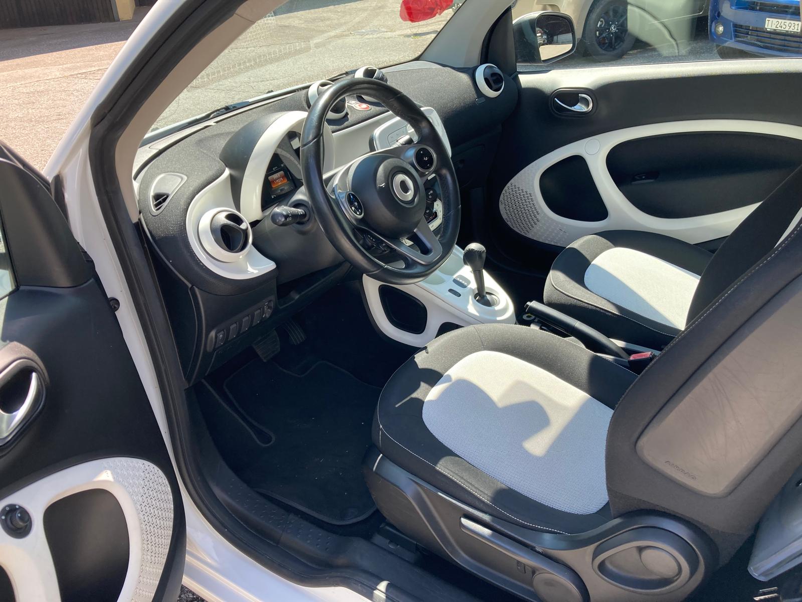 SMART fortwo passion twinmatic-image-10