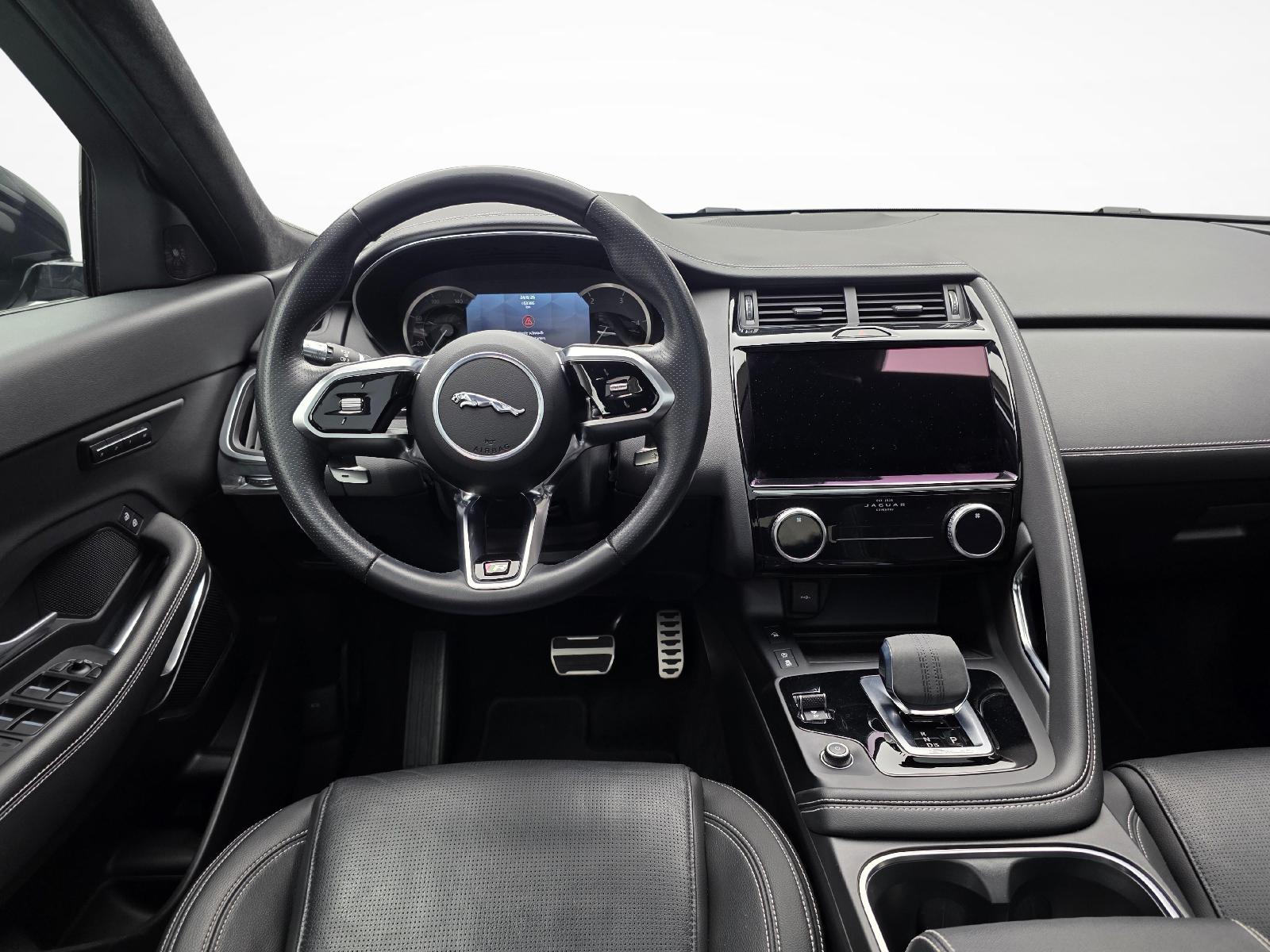 JAGUAR E-Pace 2.0 D I4 200 R-Dynamic Black AWD-image-14