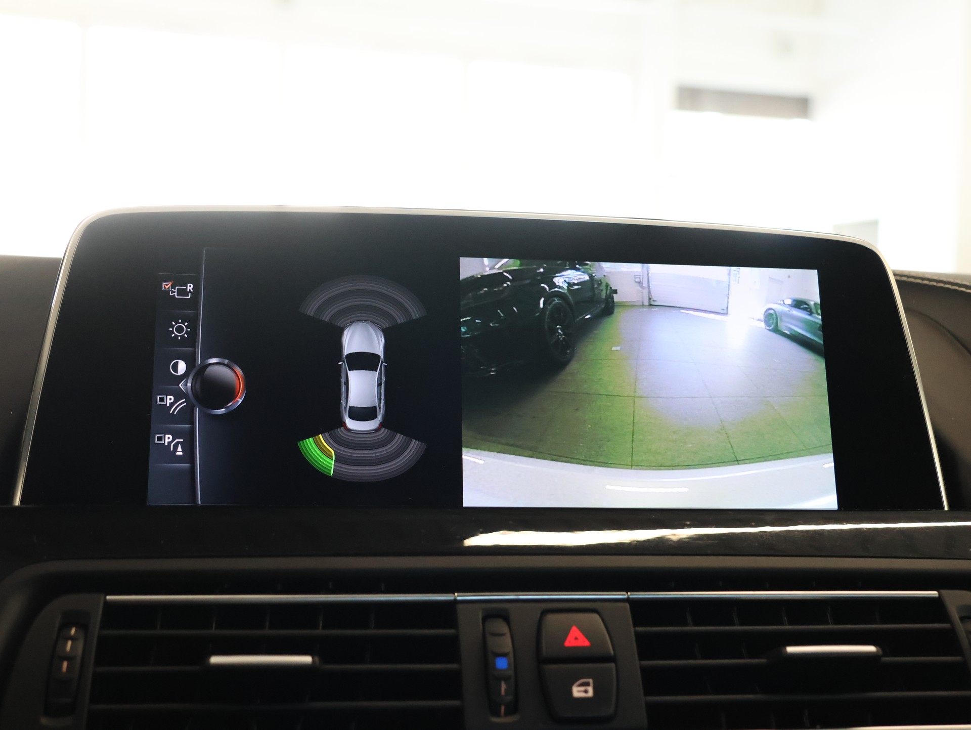 BMW M6 Gran Coupé Competition • INDIVIDUAL VOLL-LEDER •-image-26