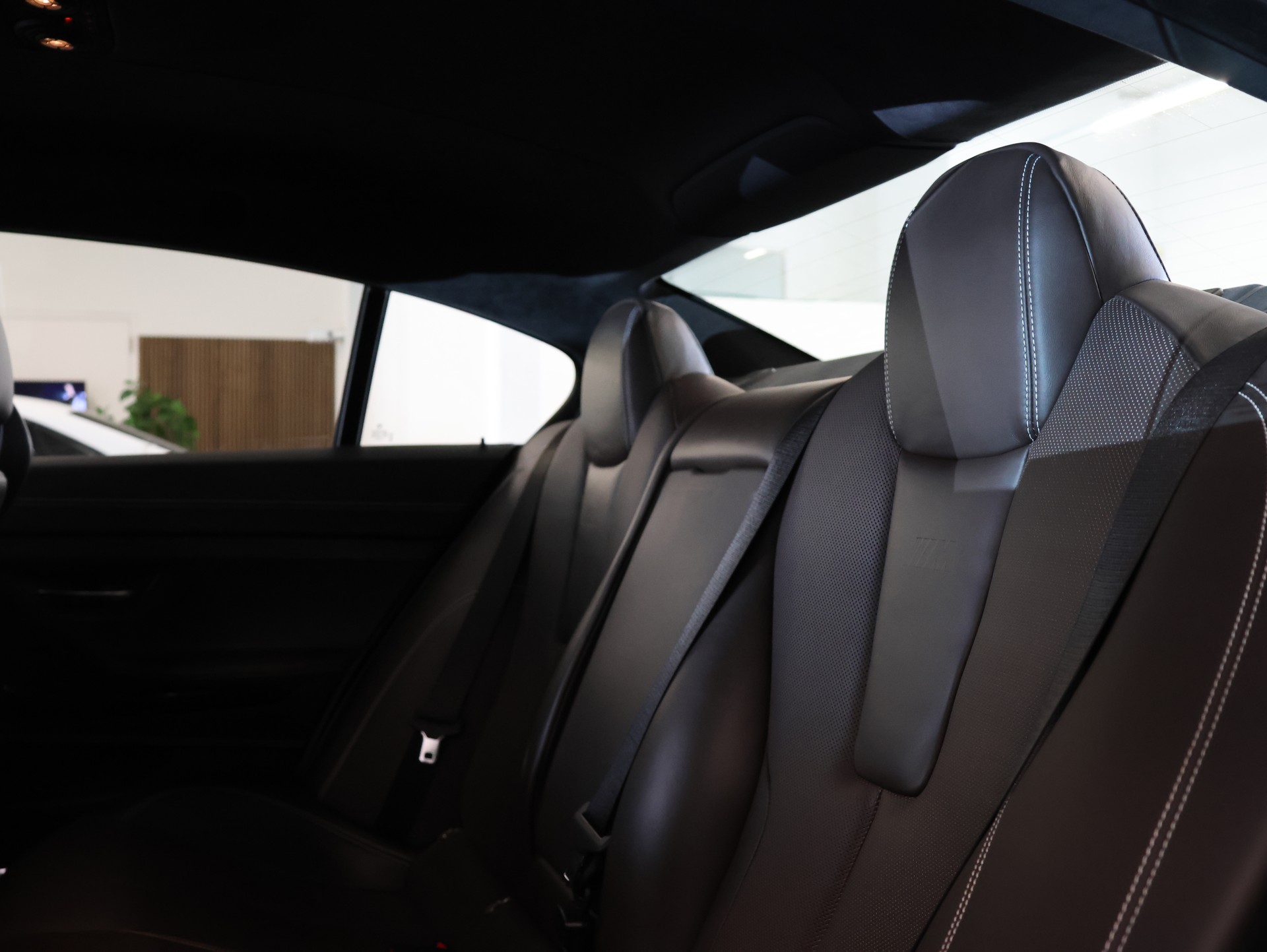BMW M6 Gran Coupé Competition • INDIVIDUAL VOLL-LEDER •-image-37