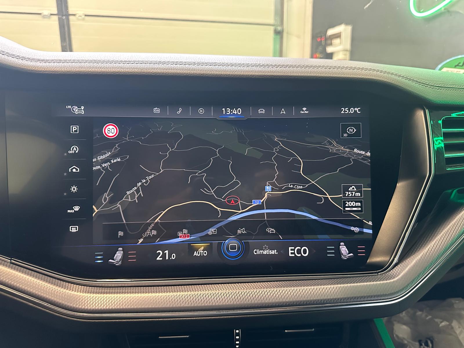 VW Touareg 3.0 TDI R Line Tiptronic *Attelage électrique *Carplay *2 jeux de roues-image-21