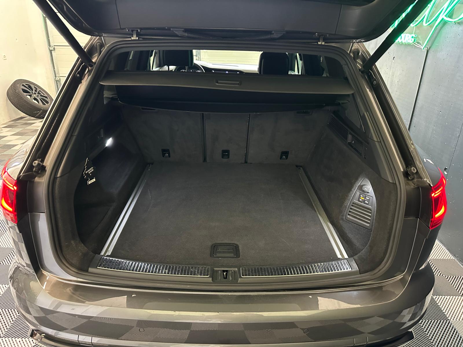 VW Touareg 3.0 TDI R Line Tiptronic *Attelage électrique *Carplay *2 jeux de roues-image-25