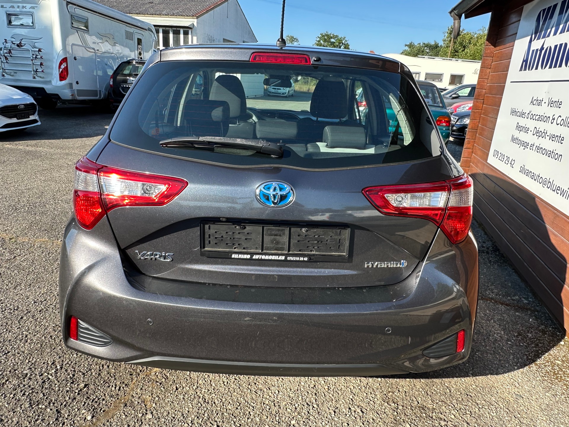 TOYOTA Yaris 1.5 VVT-i Hybrid Comfort e-CVT-image-5