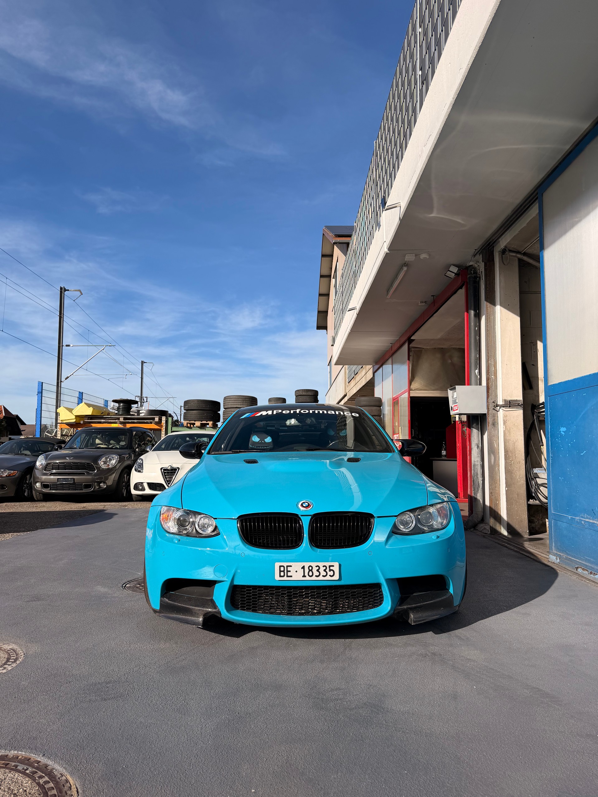BMW M3-image-2