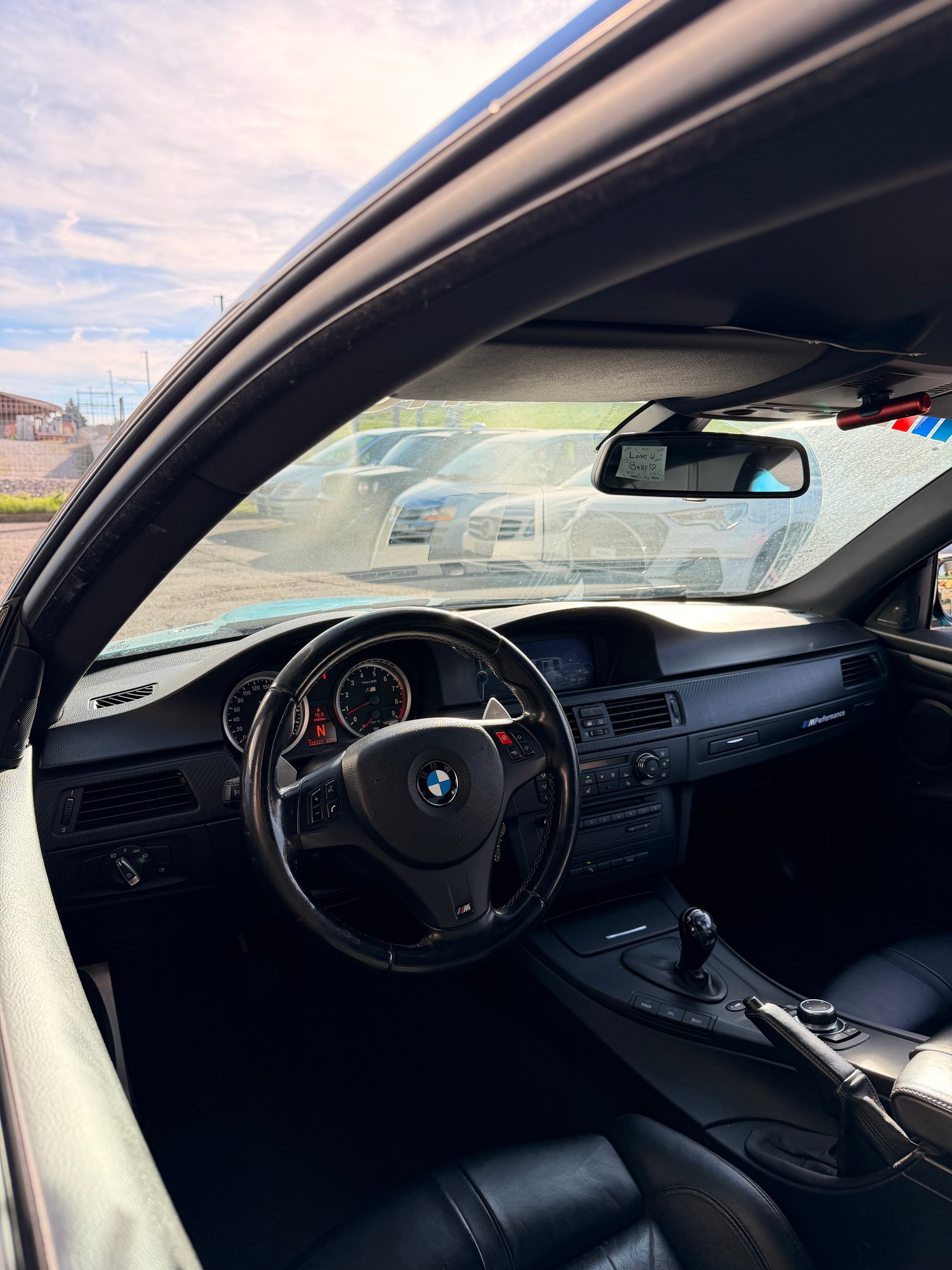 BMW M3-image-5