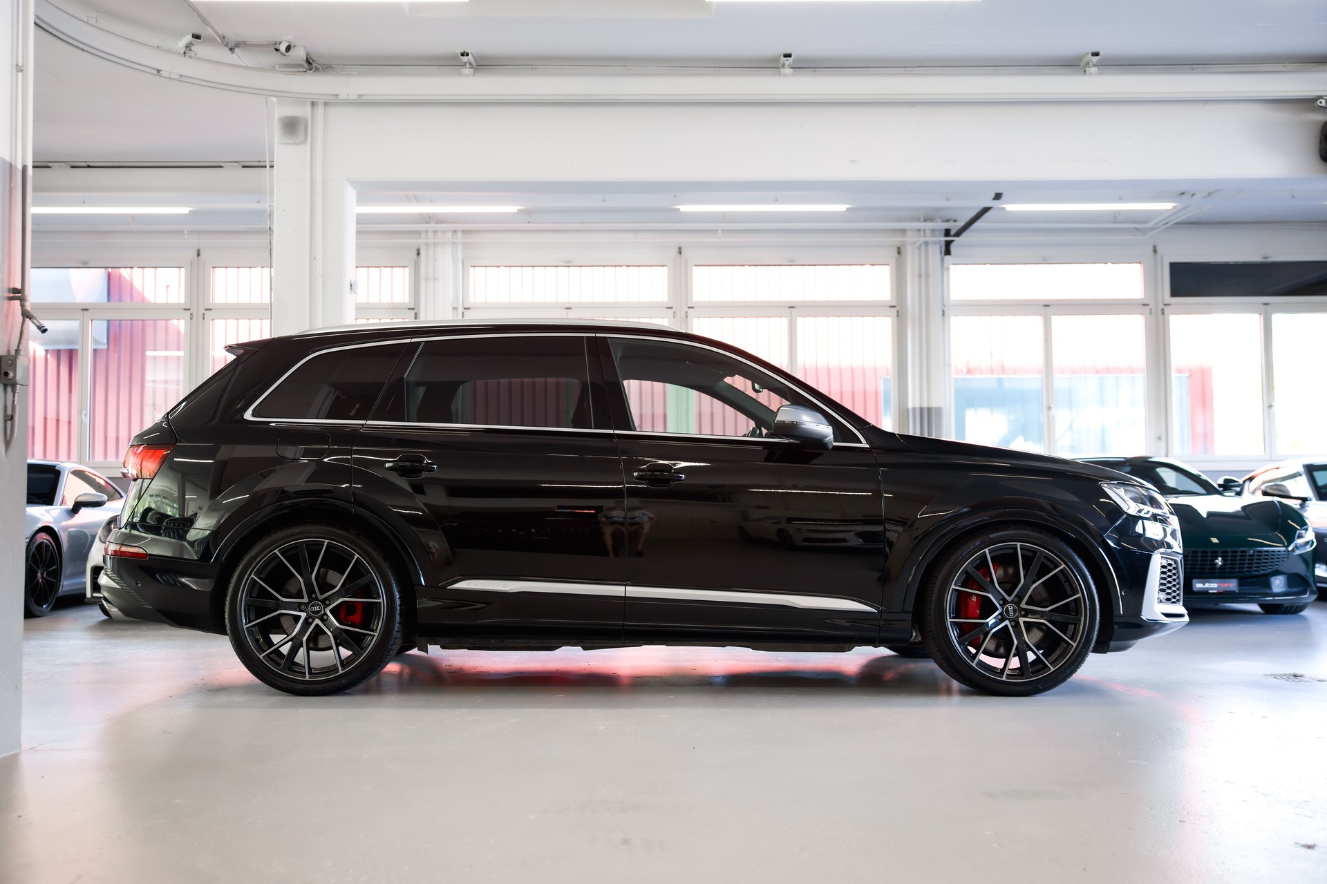 AUDI SQ7 TFSI quattro tiptronic-image-3