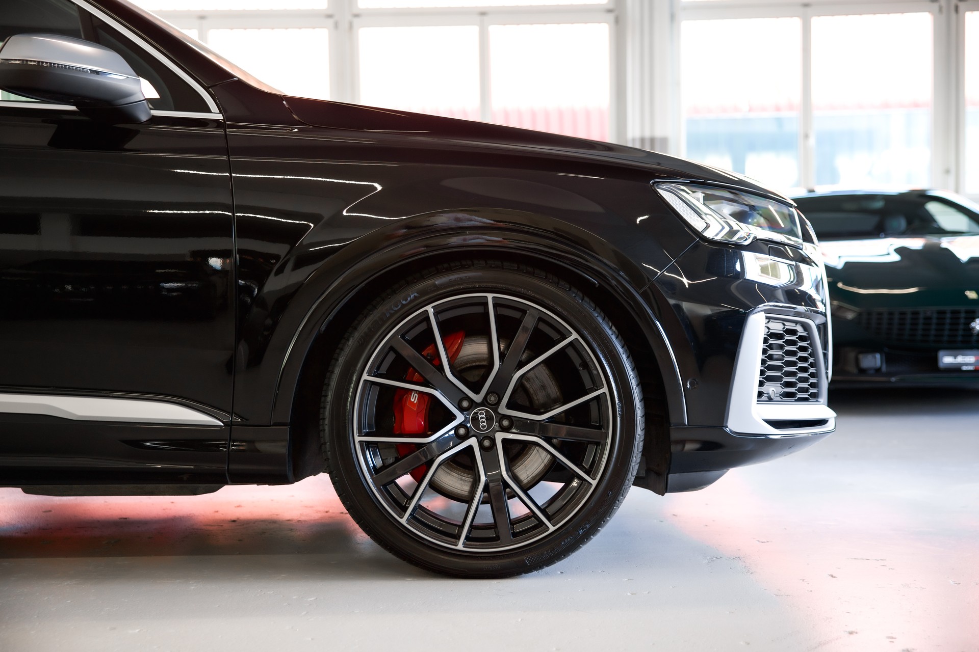 AUDI SQ7 TFSI quattro tiptronic-image-10