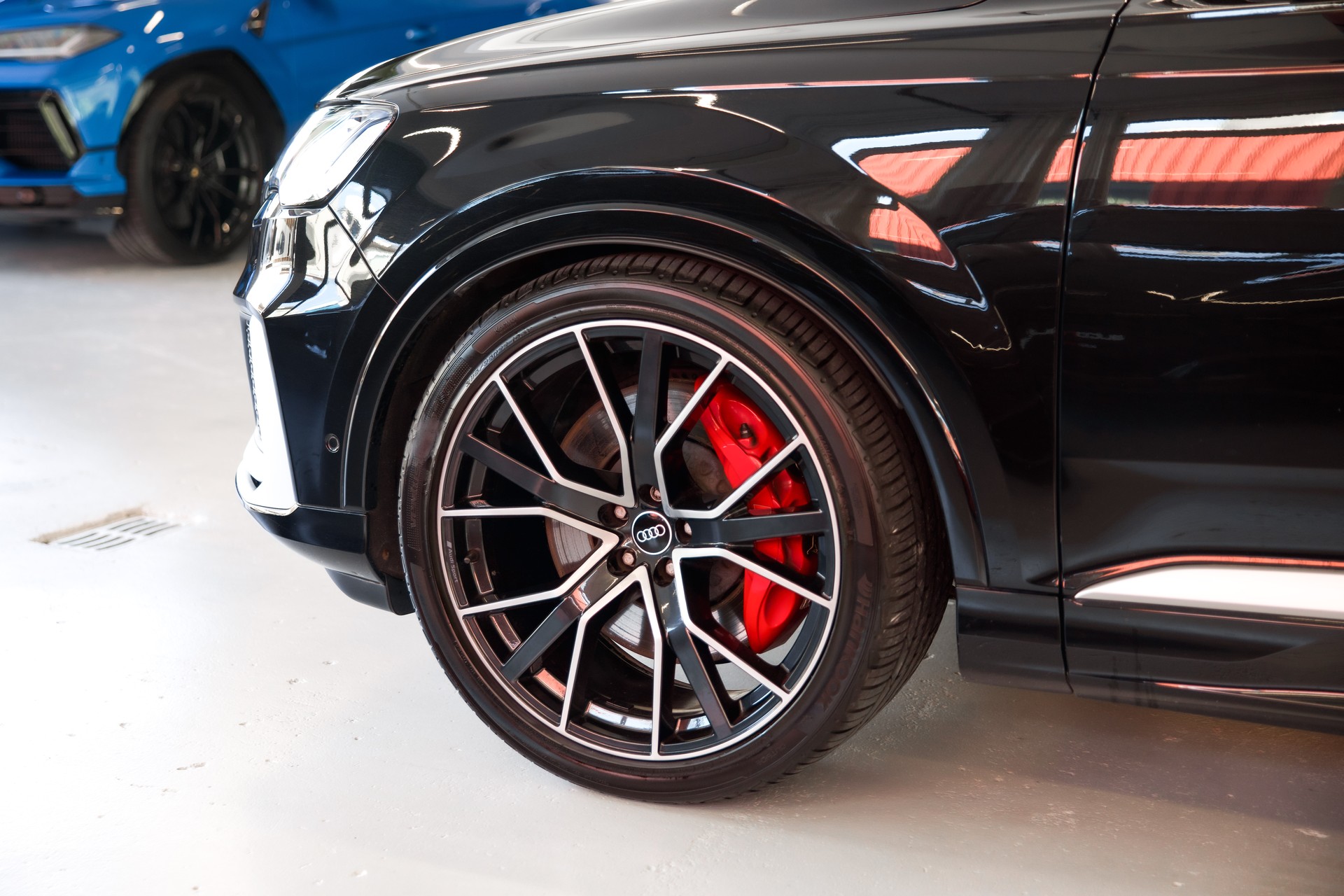 AUDI SQ7 TFSI quattro tiptronic-image-15