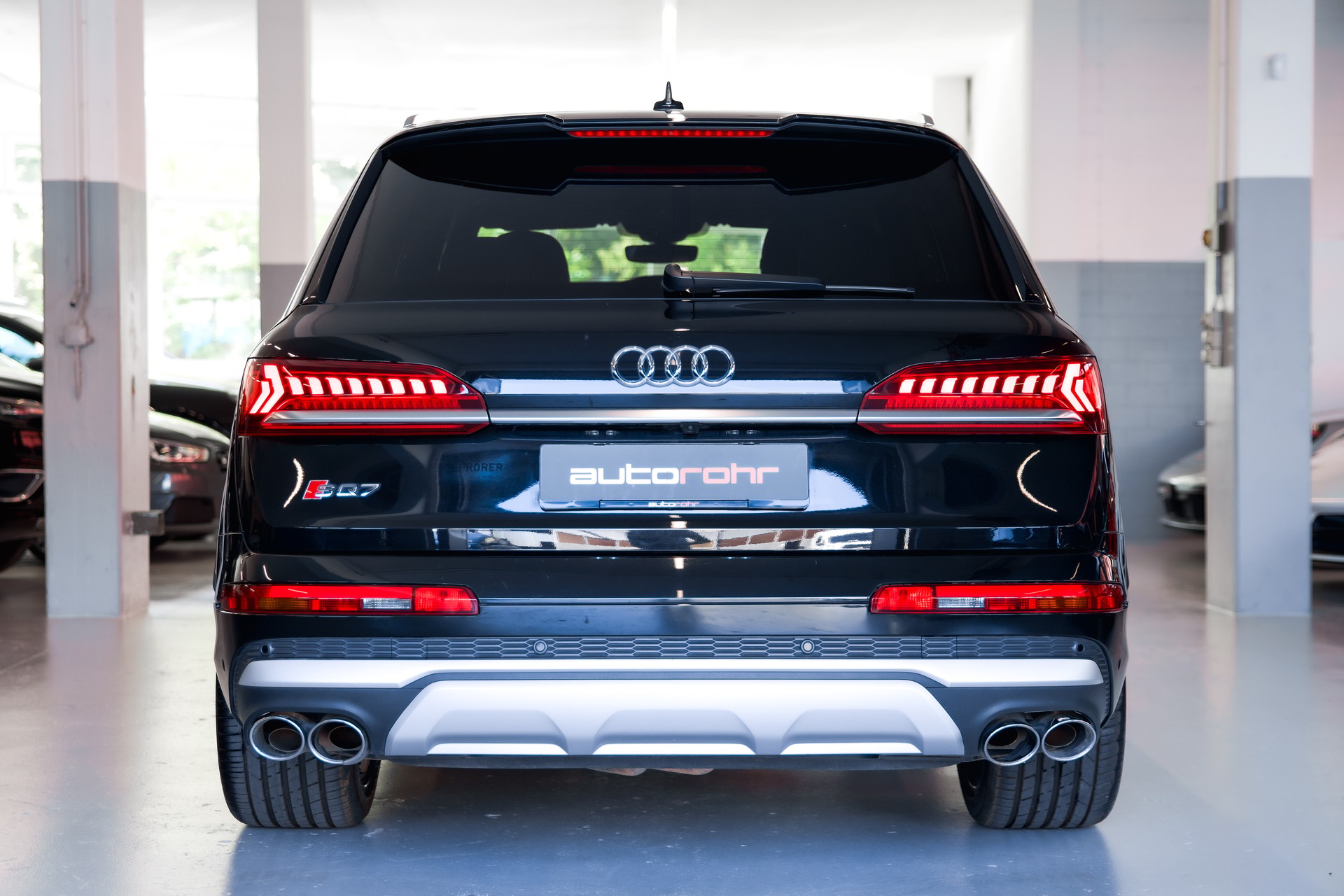 AUDI SQ7 TFSI quattro tiptronic-image-5