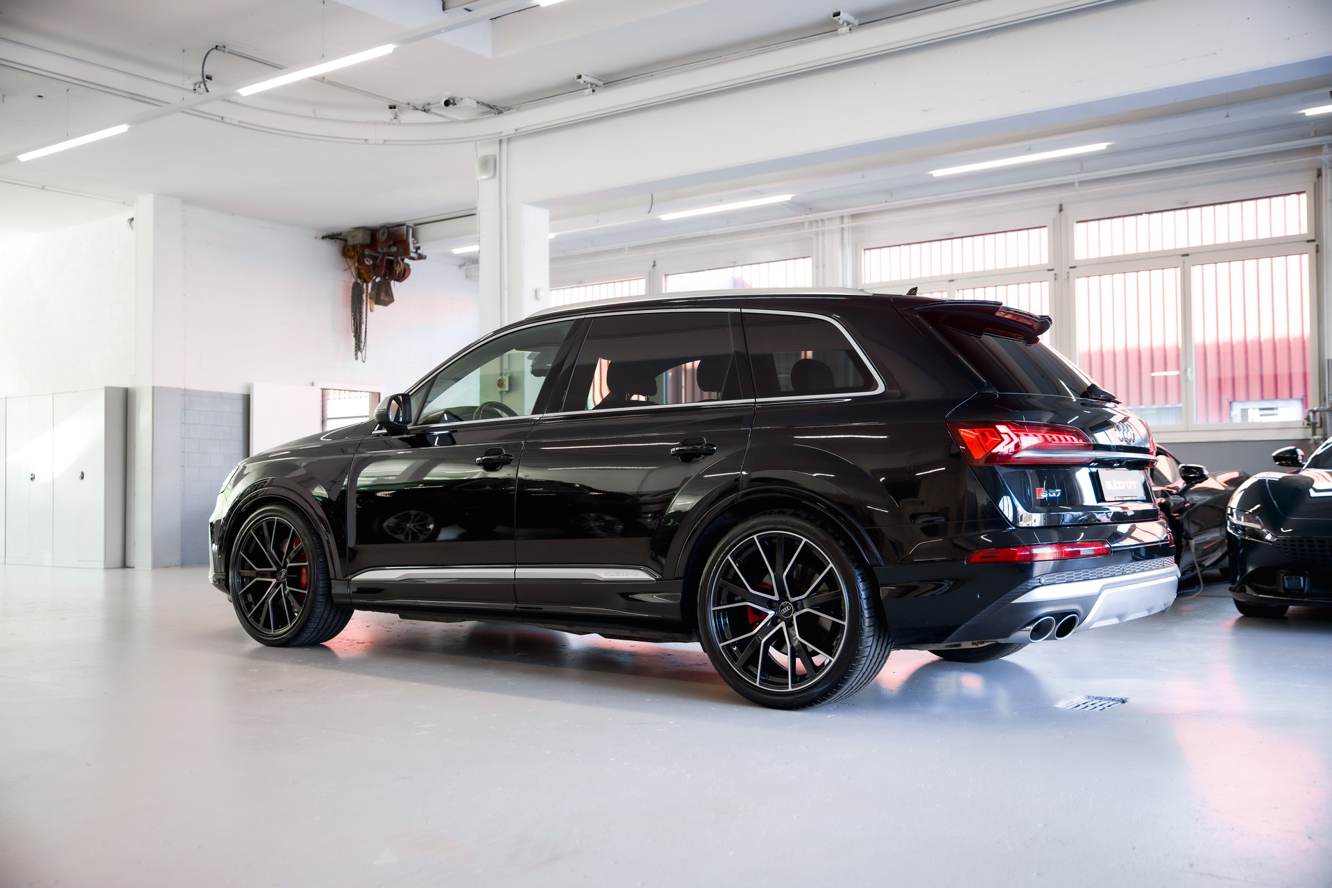 AUDI SQ7 TFSI quattro tiptronic-image-7