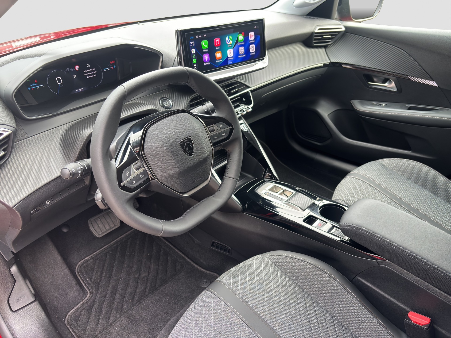 PEUGEOT 208 1.2 MHEV 110 Allure-image-14
