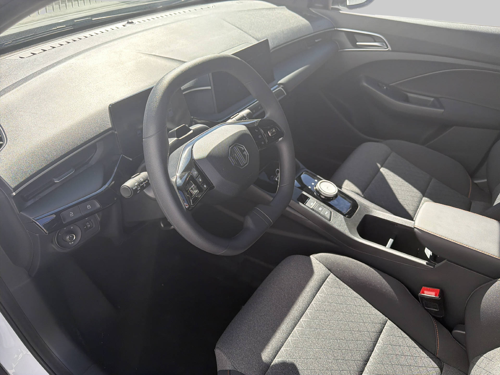 MG 3 1.5 Hybrid Comfort-image-5