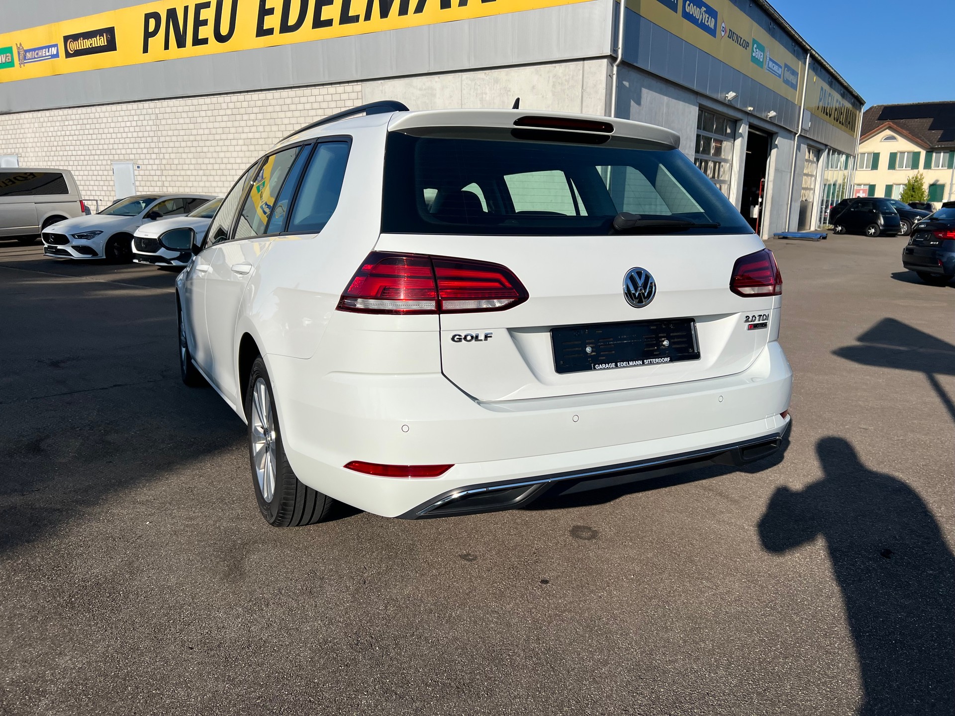 VW Golf Variant 2.0 TDI Comfortline 4Motion DSG-image-12