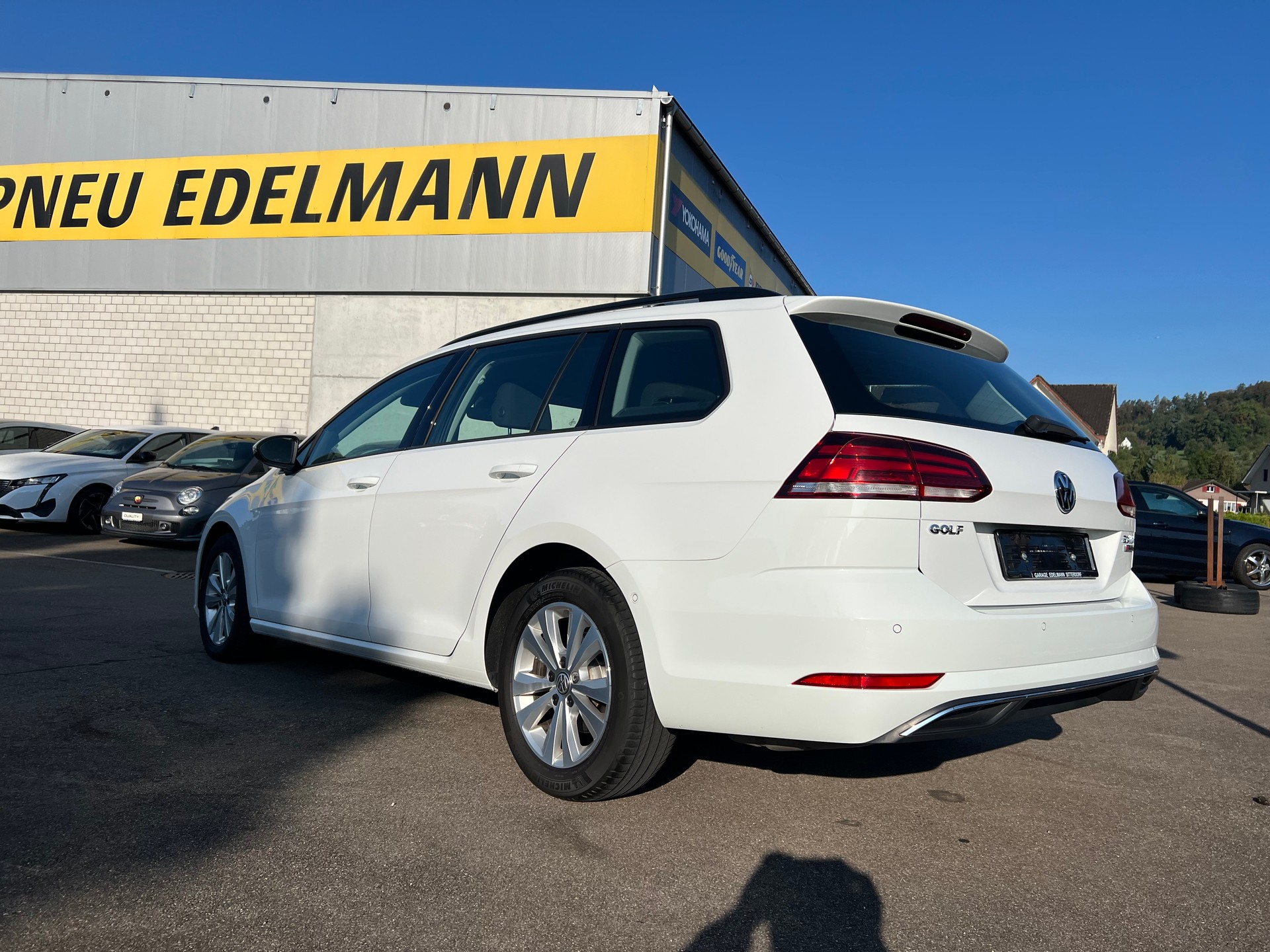 VW Golf Variant 2.0 TDI Comfortline 4Motion DSG-image-13