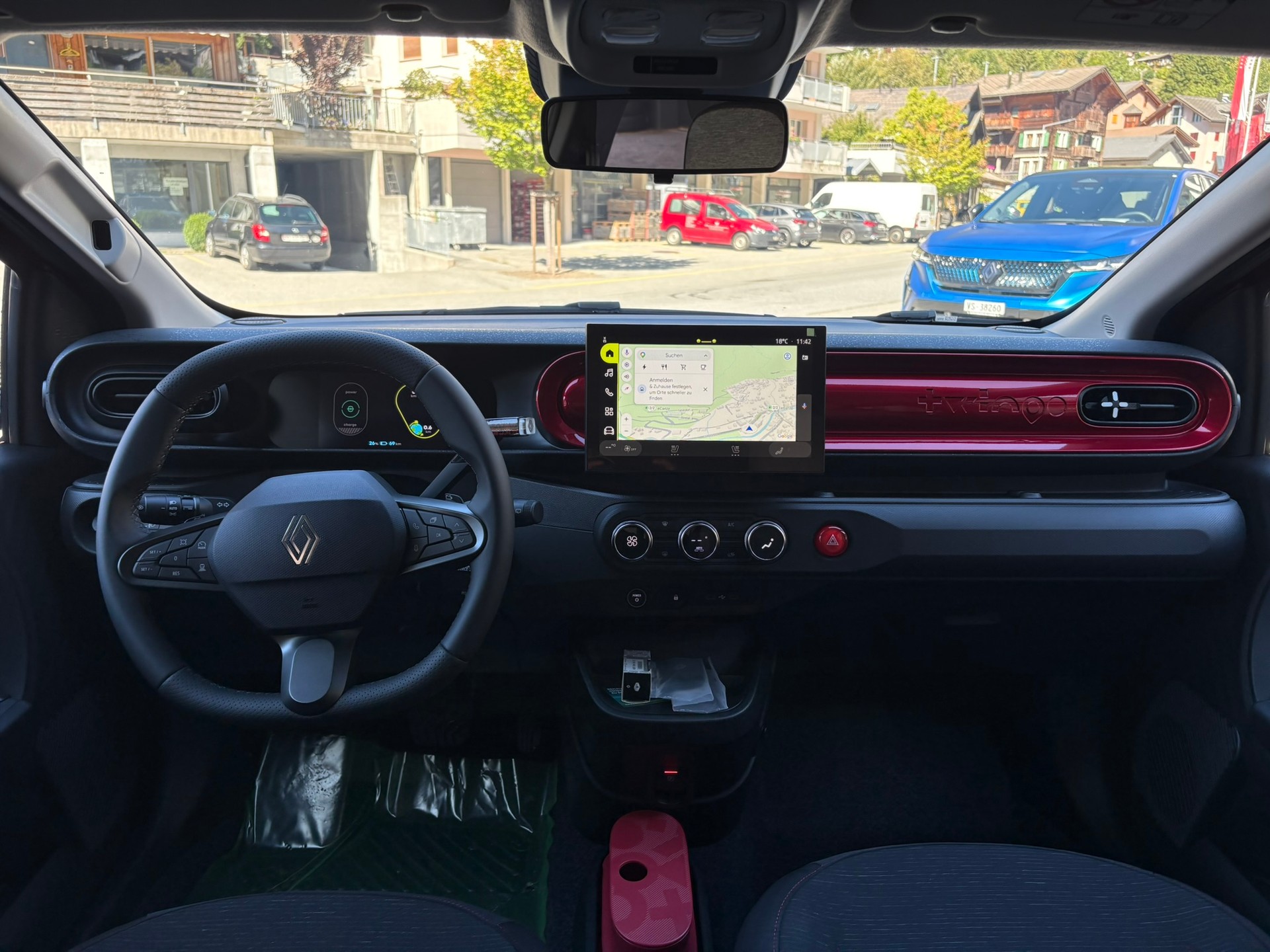 RENAULT Twingo E-Tech 27kWh Techno-image-11