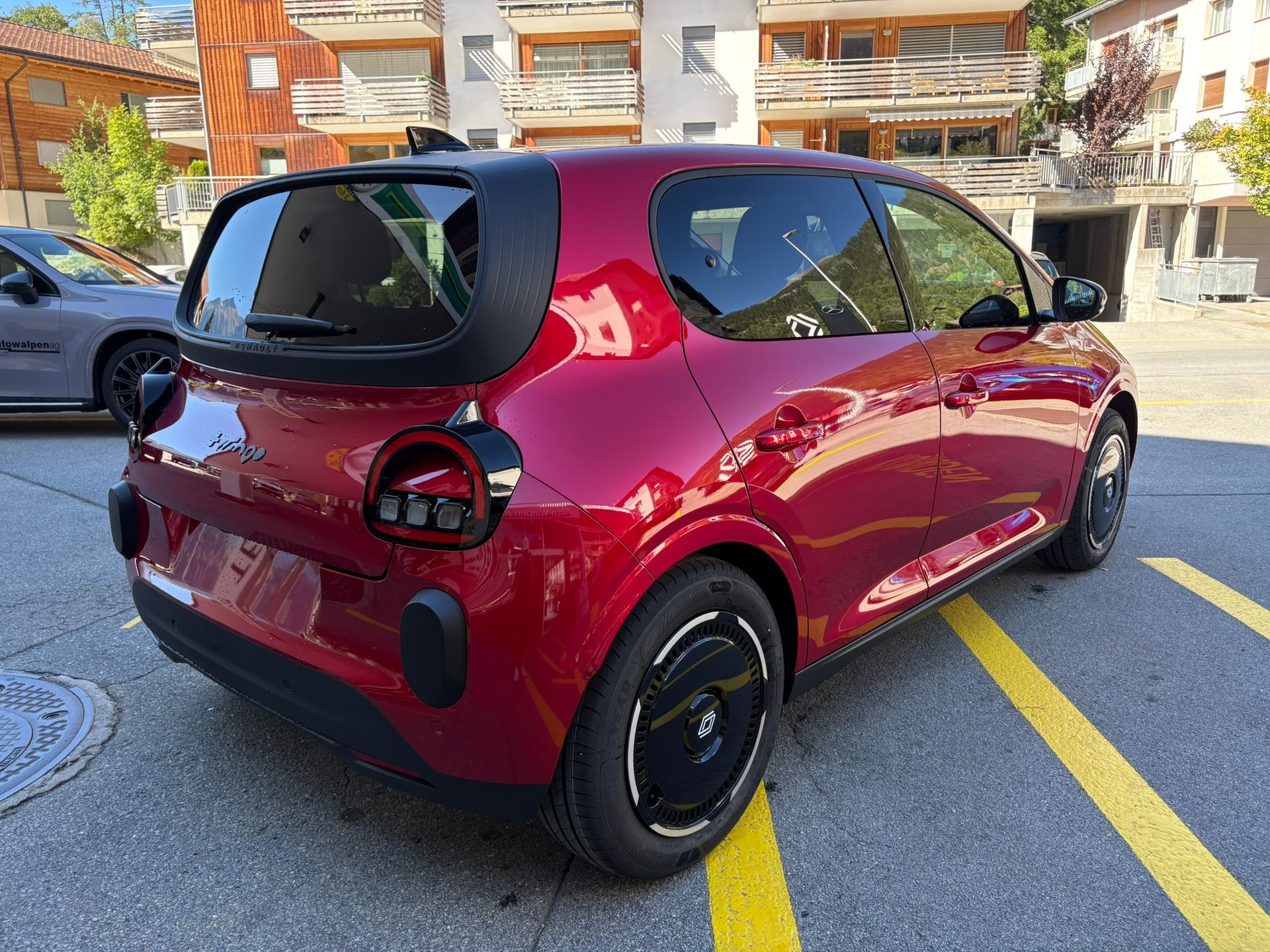 RENAULT Twingo E-Tech 27kWh Techno-image-4