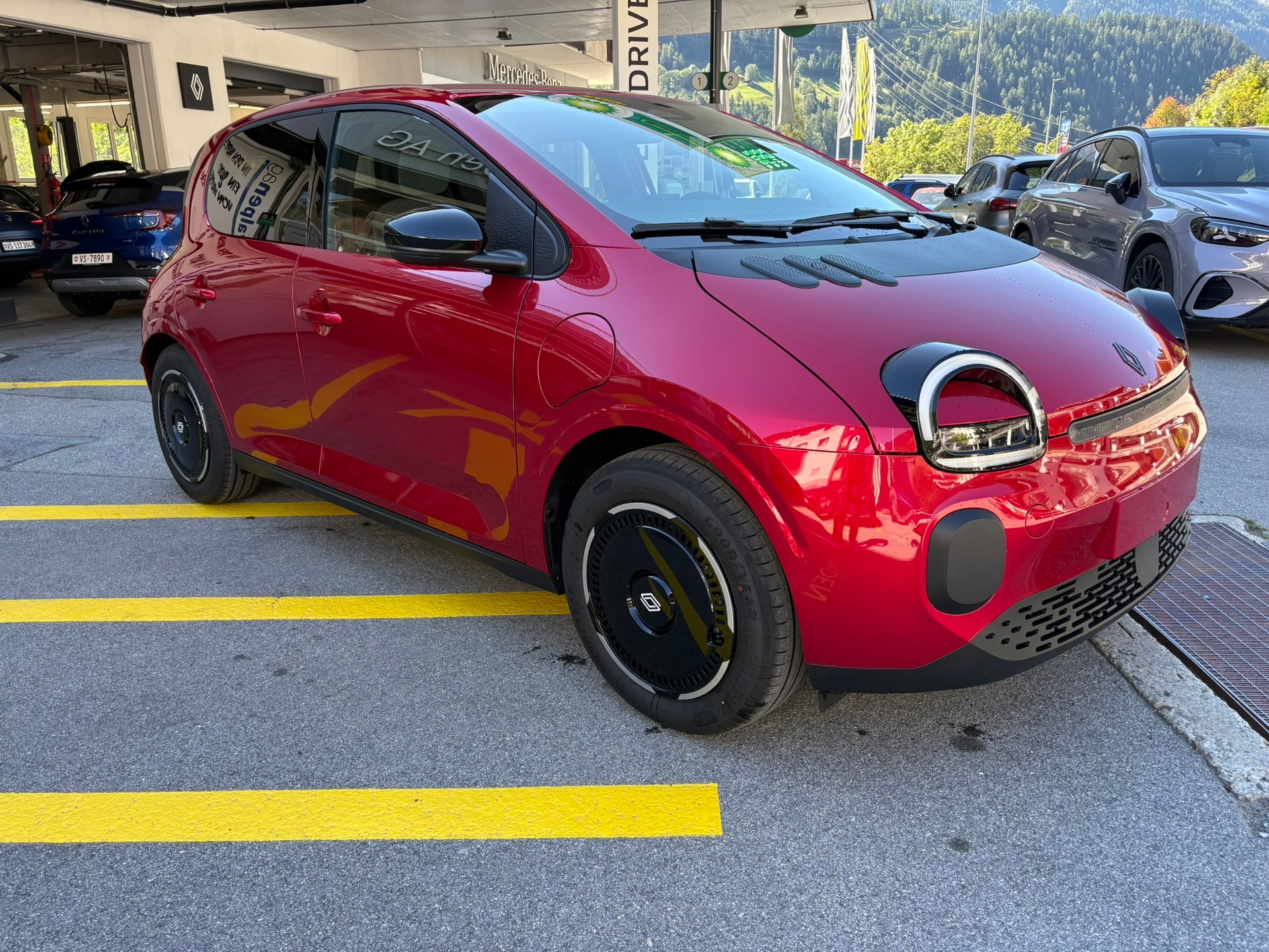 RENAULT Twingo E-Tech 27kWh Techno-image-2