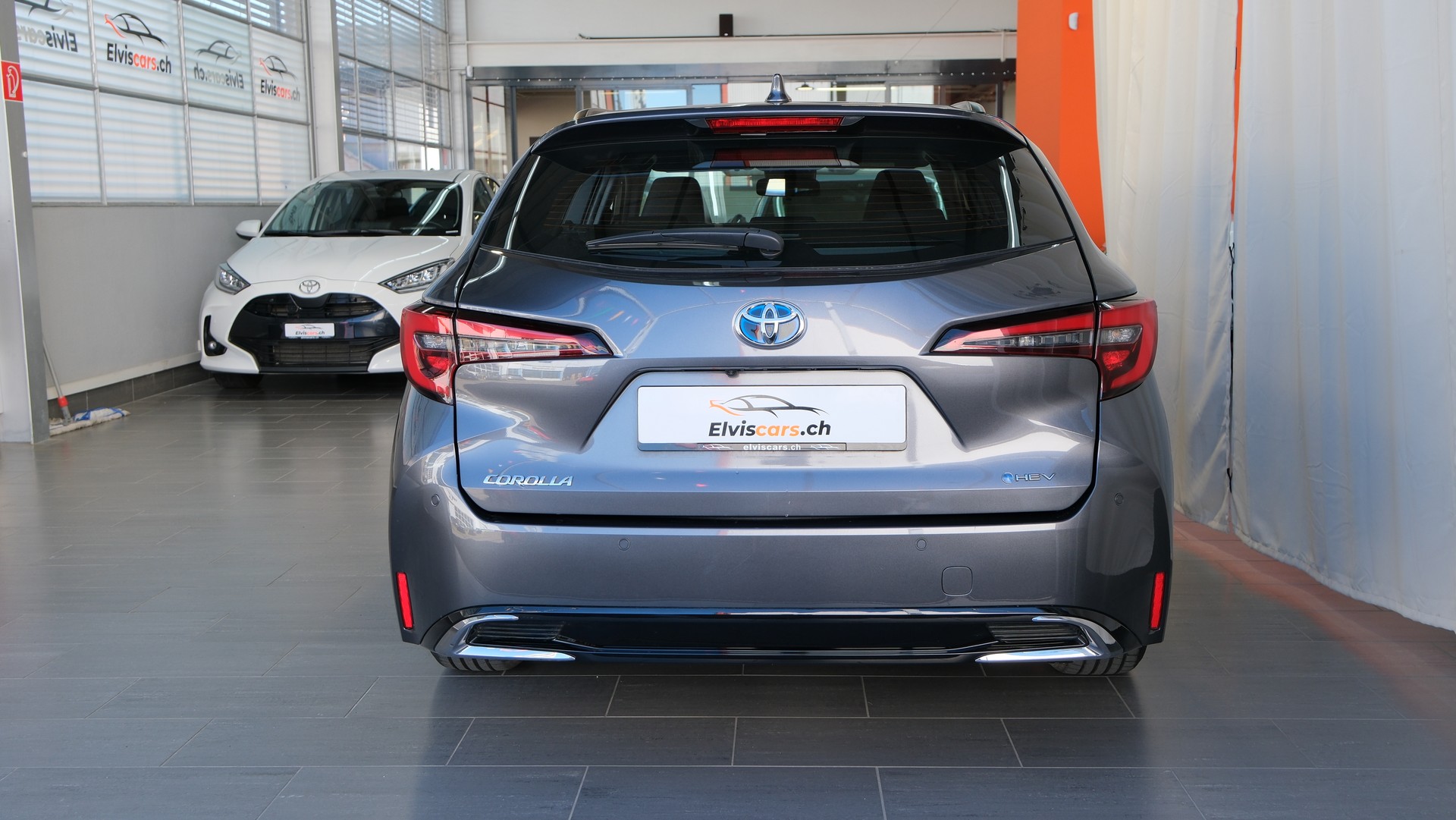 TOYOTA Corolla Touring Sports 2.0 HSD Trend e-CVT-image-12