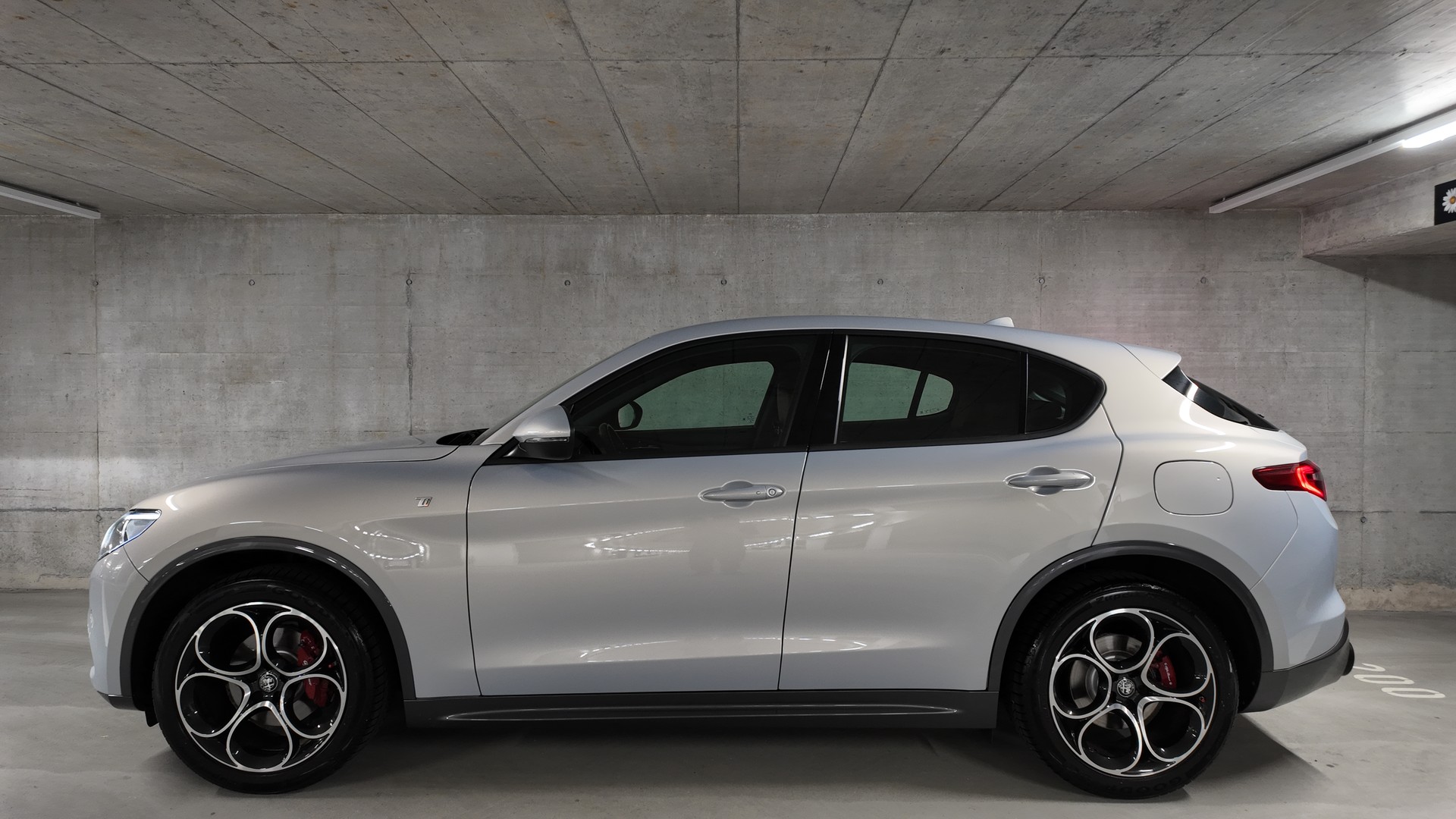 ALFA ROMEO Stelvio 2.0 Q4 280-image-2