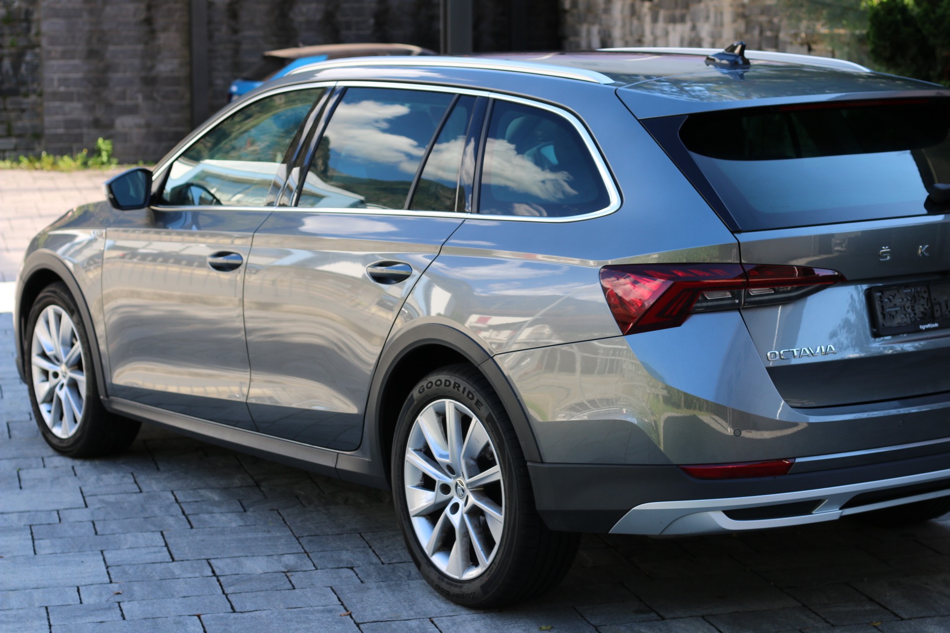 SKODA 2.0 TDI 4x4 DSG-image-0