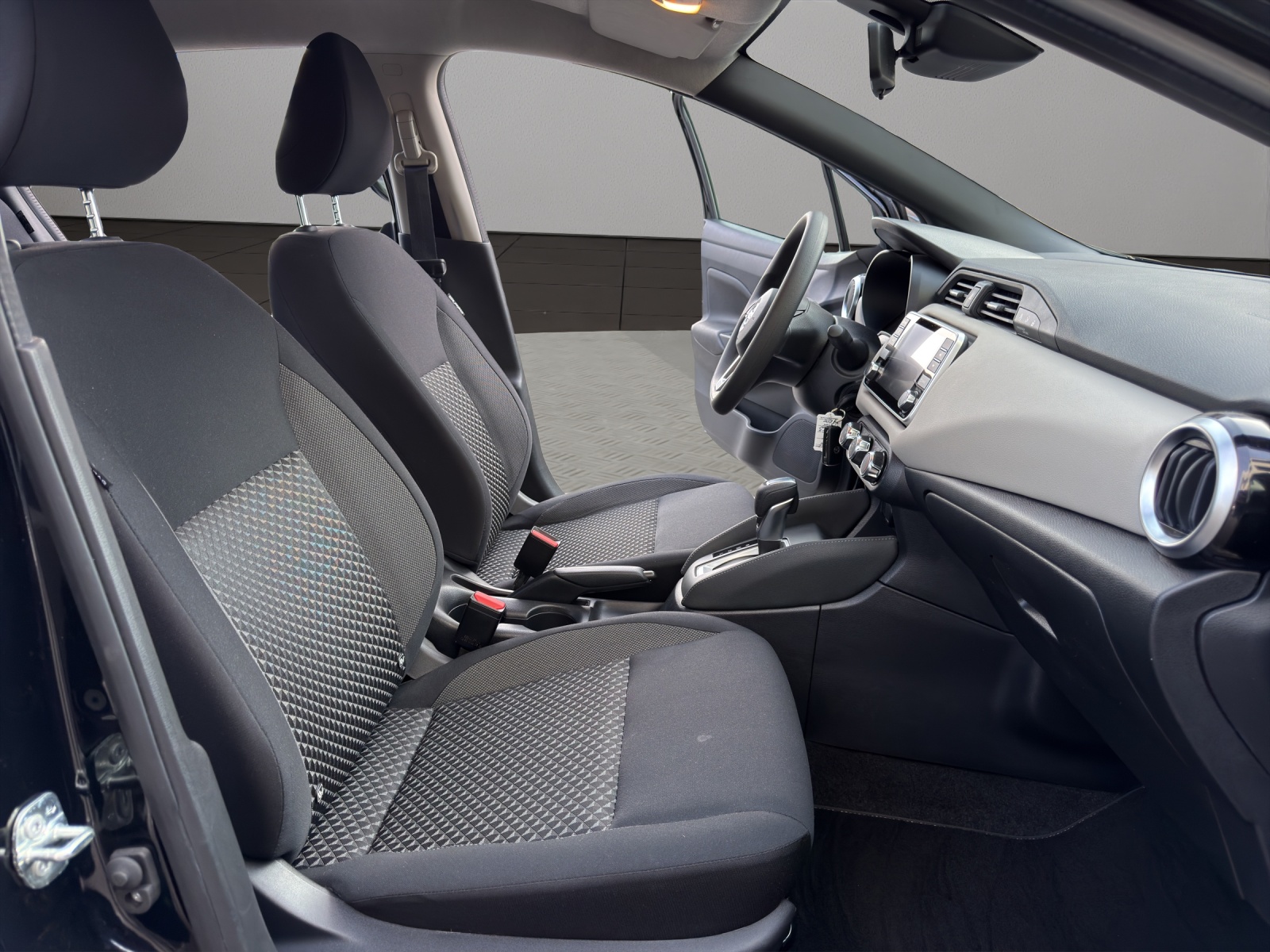 NISSAN Micra IG-T acenta Xtronic-image-16