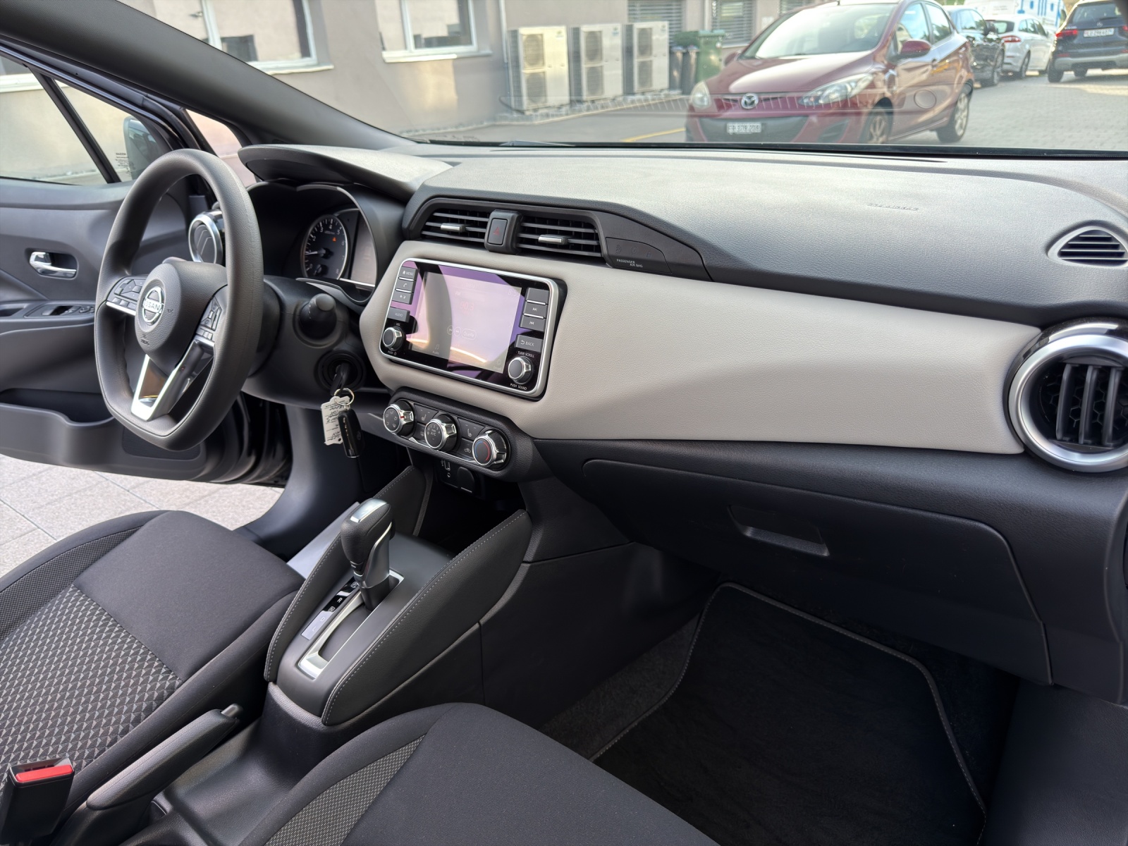 NISSAN Micra IG-T acenta Xtronic-image-21